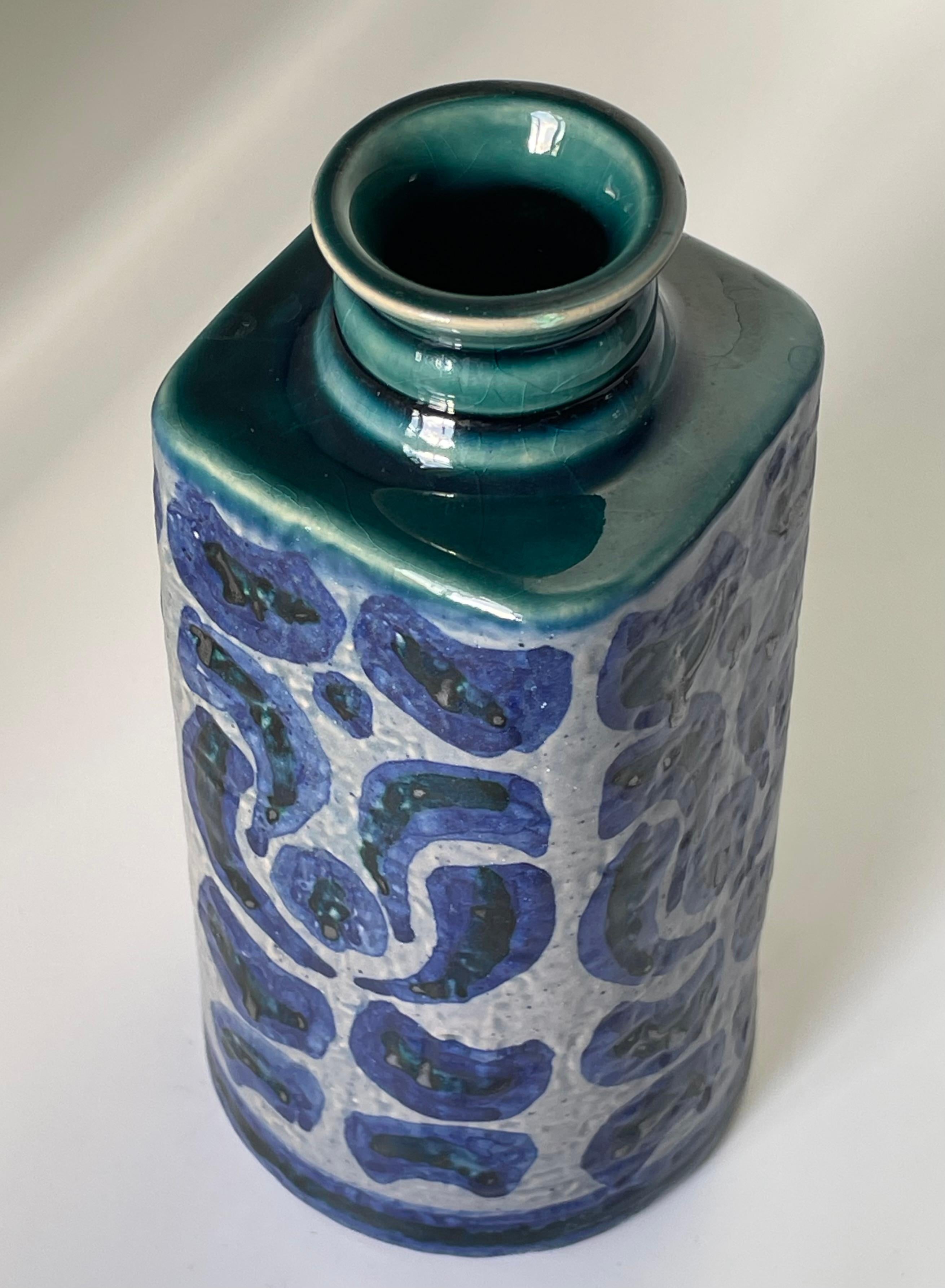 Upsala Ekeby Graphic Blue Decor Vase, Sweden, 1960s For Sale 8