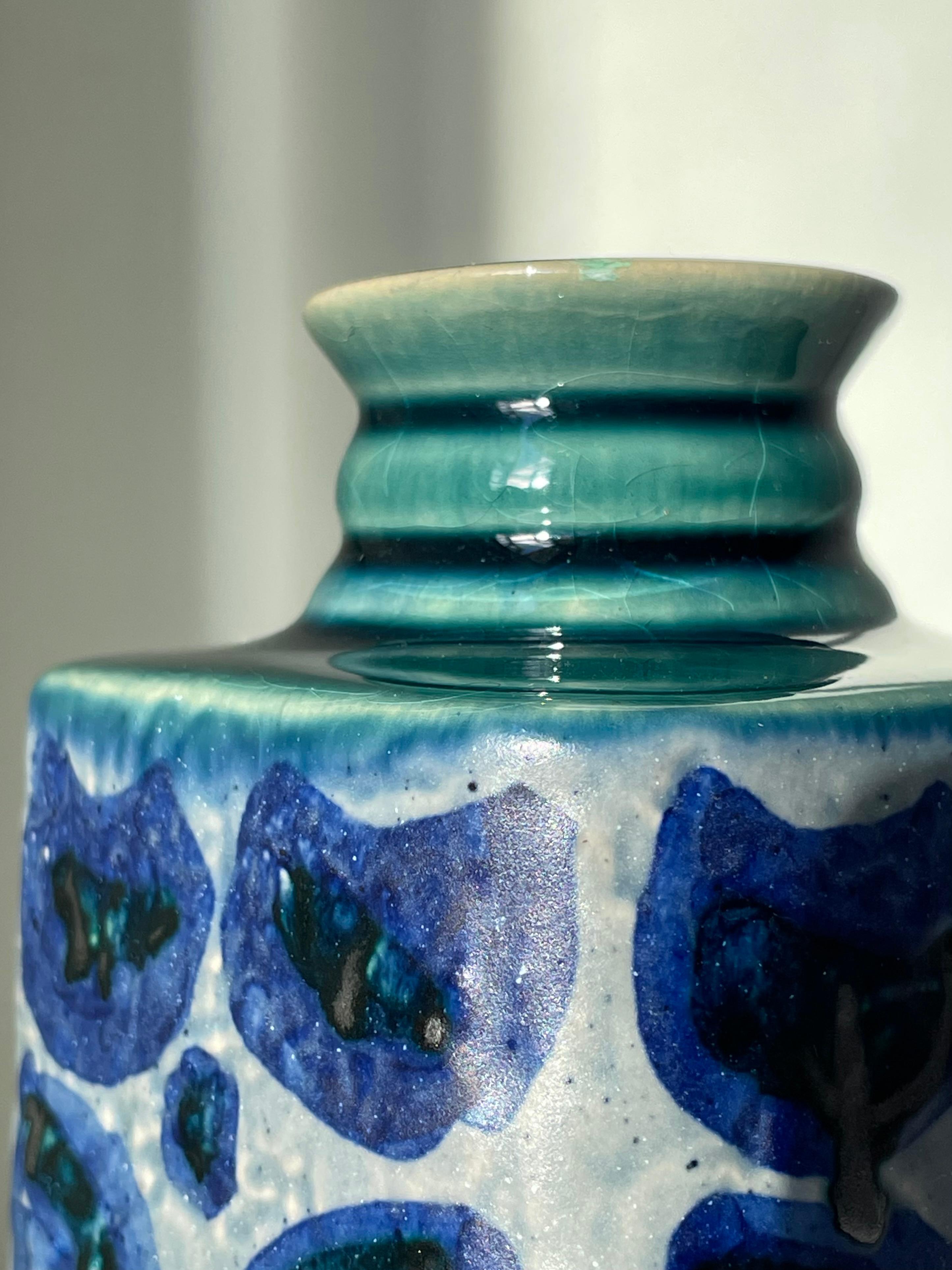 Upsala Ekeby Graphic Blue Decor Vase, Sweden, 1960s For Sale 1