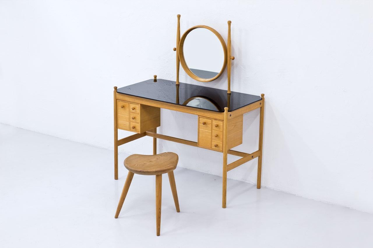 Scandinavian Modern Swedish Vanity by Fröseke Nybrofabriken AB