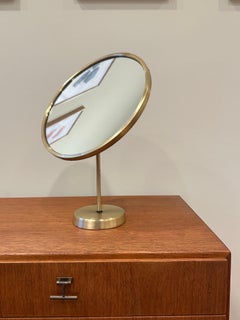 Specchio da toeletta svedese in ottone, stile Mid-Century, attribuito a Josef Frank, anni ’50, Tabl