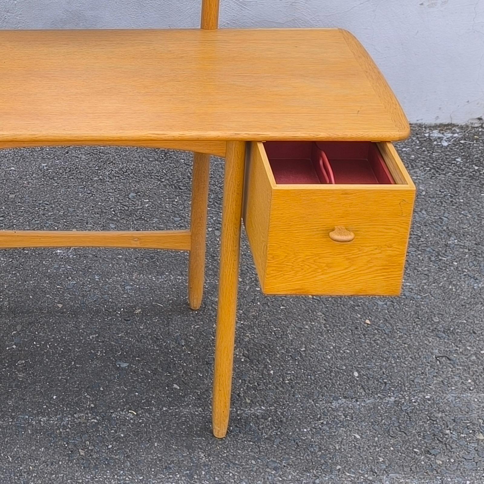 Swedish Vanity Table in Oak by Sven Engström & Gunnar Myrstrand Bodafors, 1960s For Sale 5