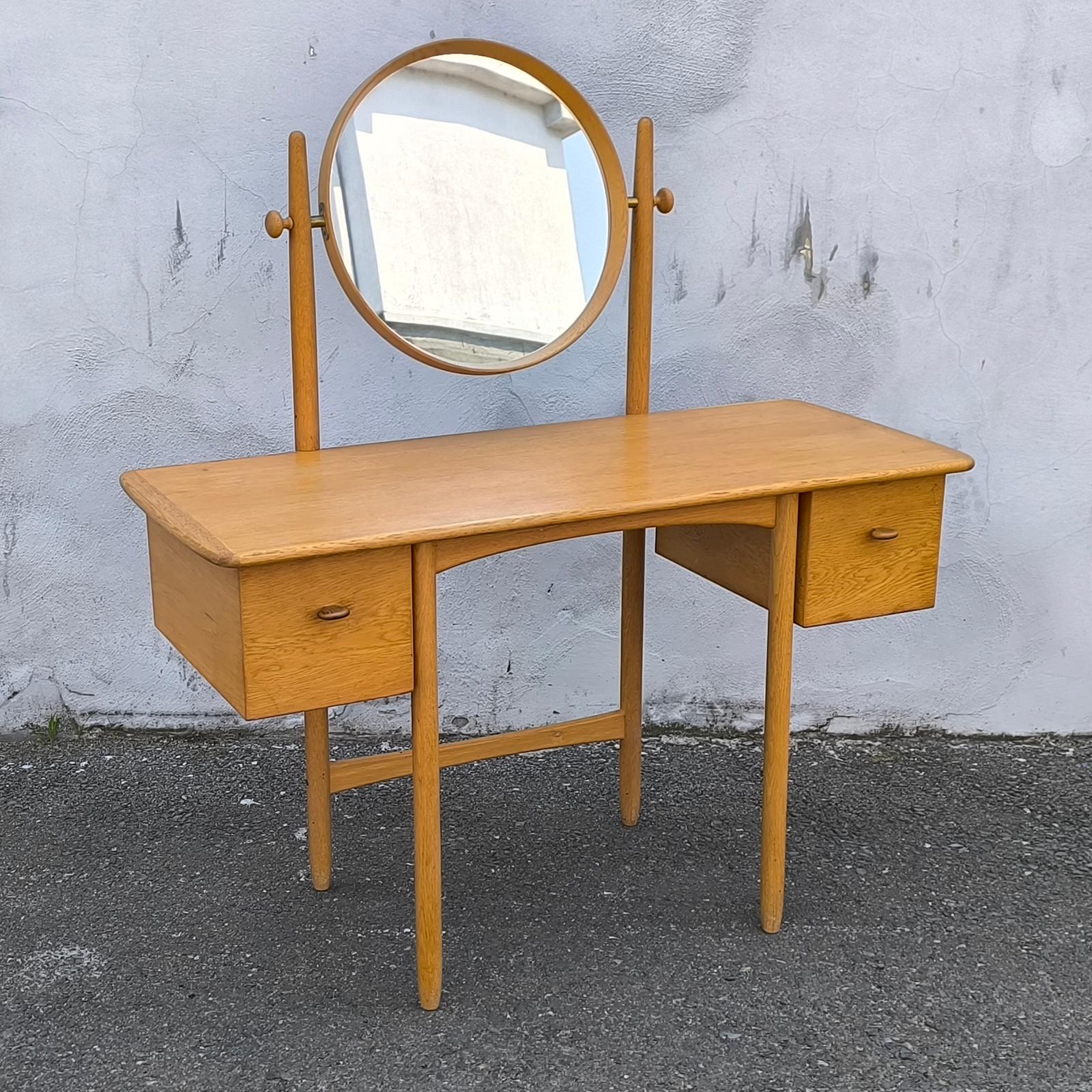 Mid-Century Modern Swedish Vanity Table in Oak by Sven Engström & Gunnar Myrstrand Bodafors, 1960s For Sale