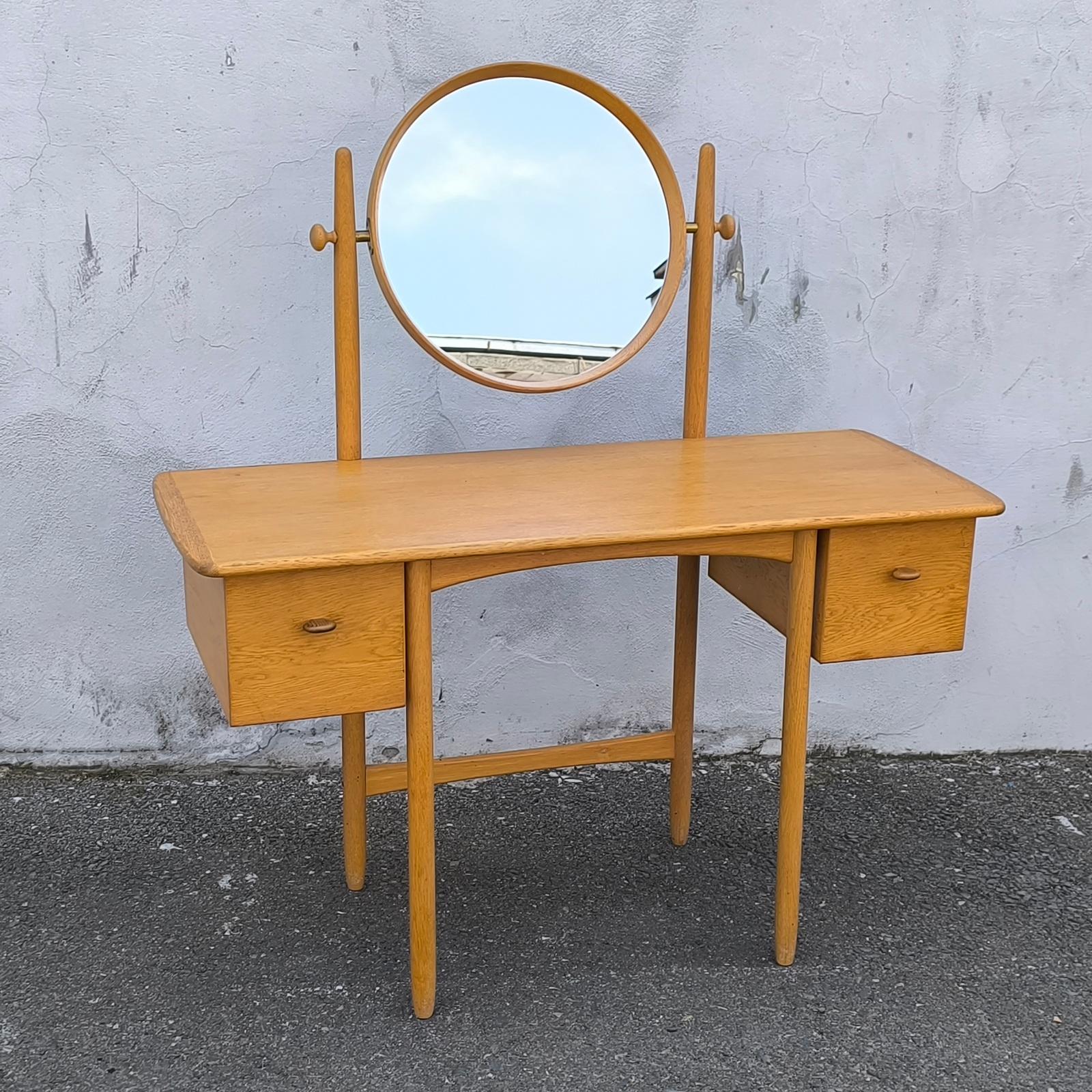 Swedish Vanity Table in Oak by Sven Engström & Gunnar Myrstrand Bodafors, 1960s For Sale 2