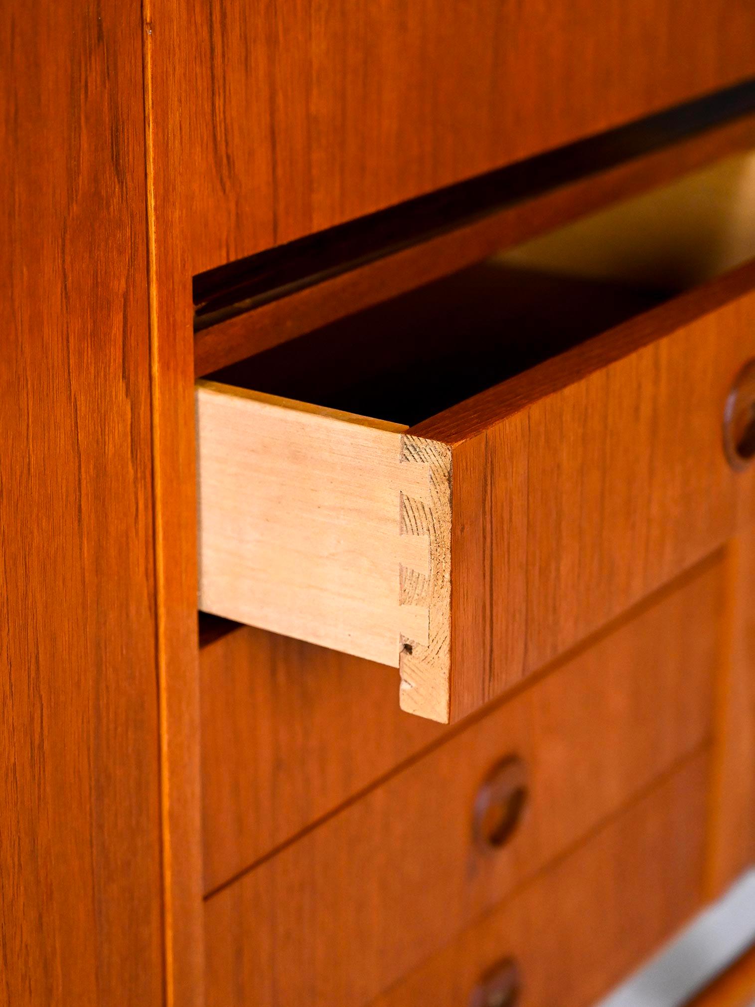 Swedish vintage highboard 2