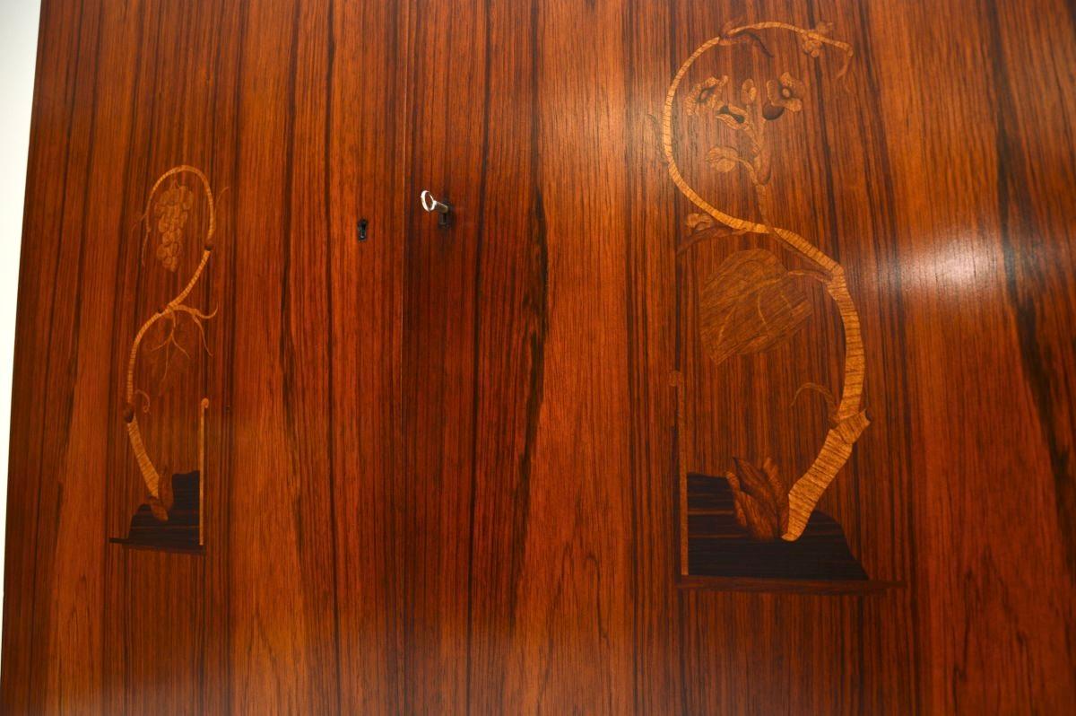Swedish Vintage Inlaid Cabinet en venta 6