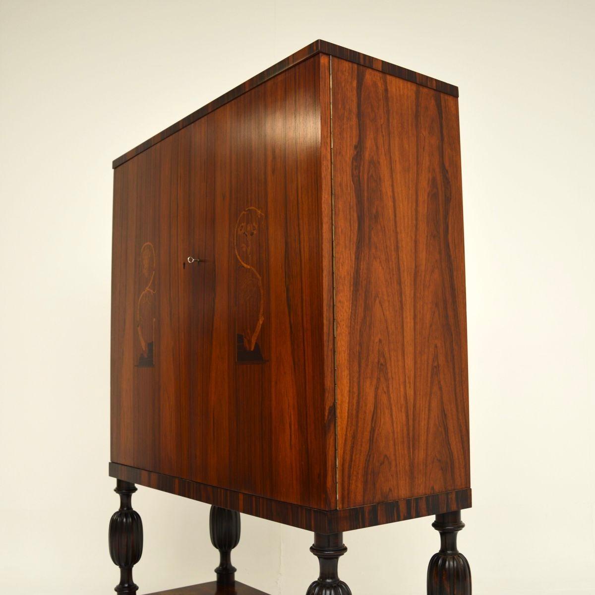 Swedish Vintage Inlaid Cabinet en venta 2