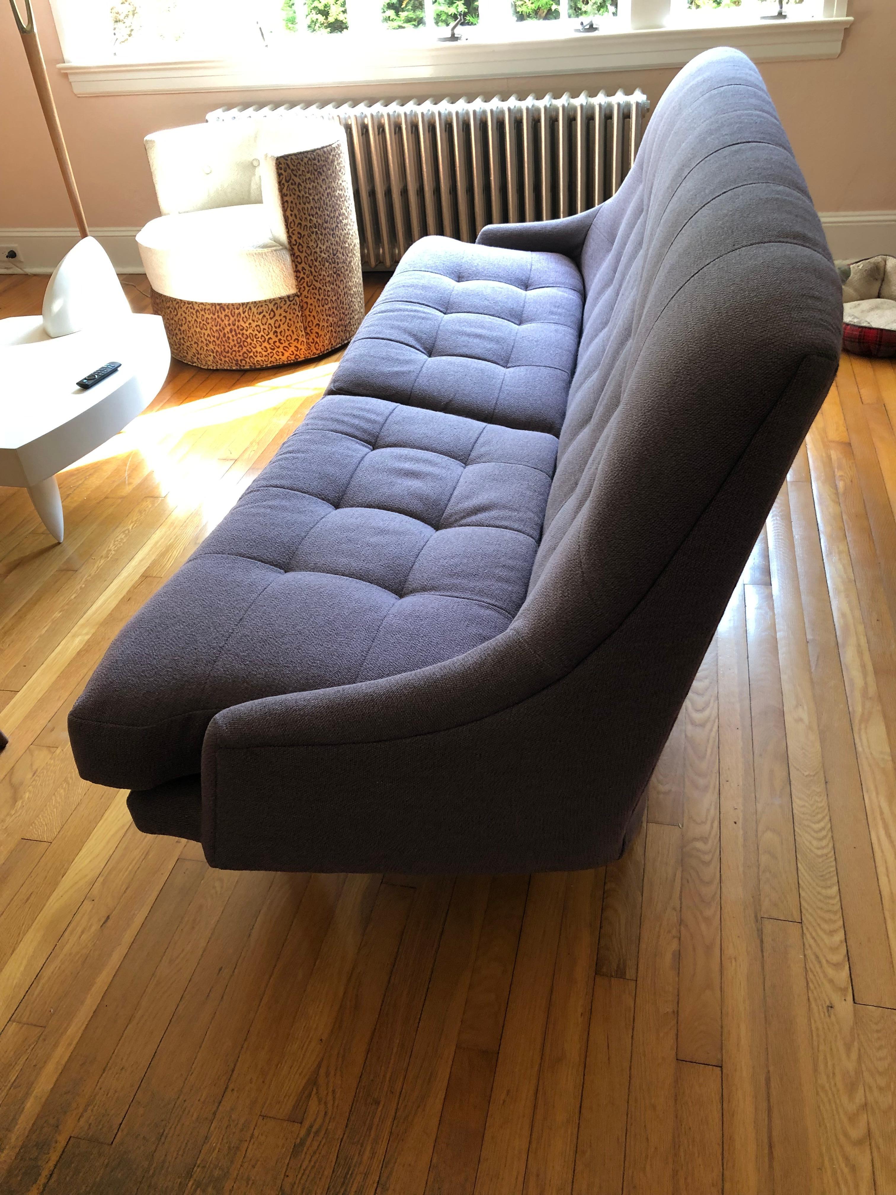 Swedish Vintage Mid Century Modern Sofa  For Sale 6