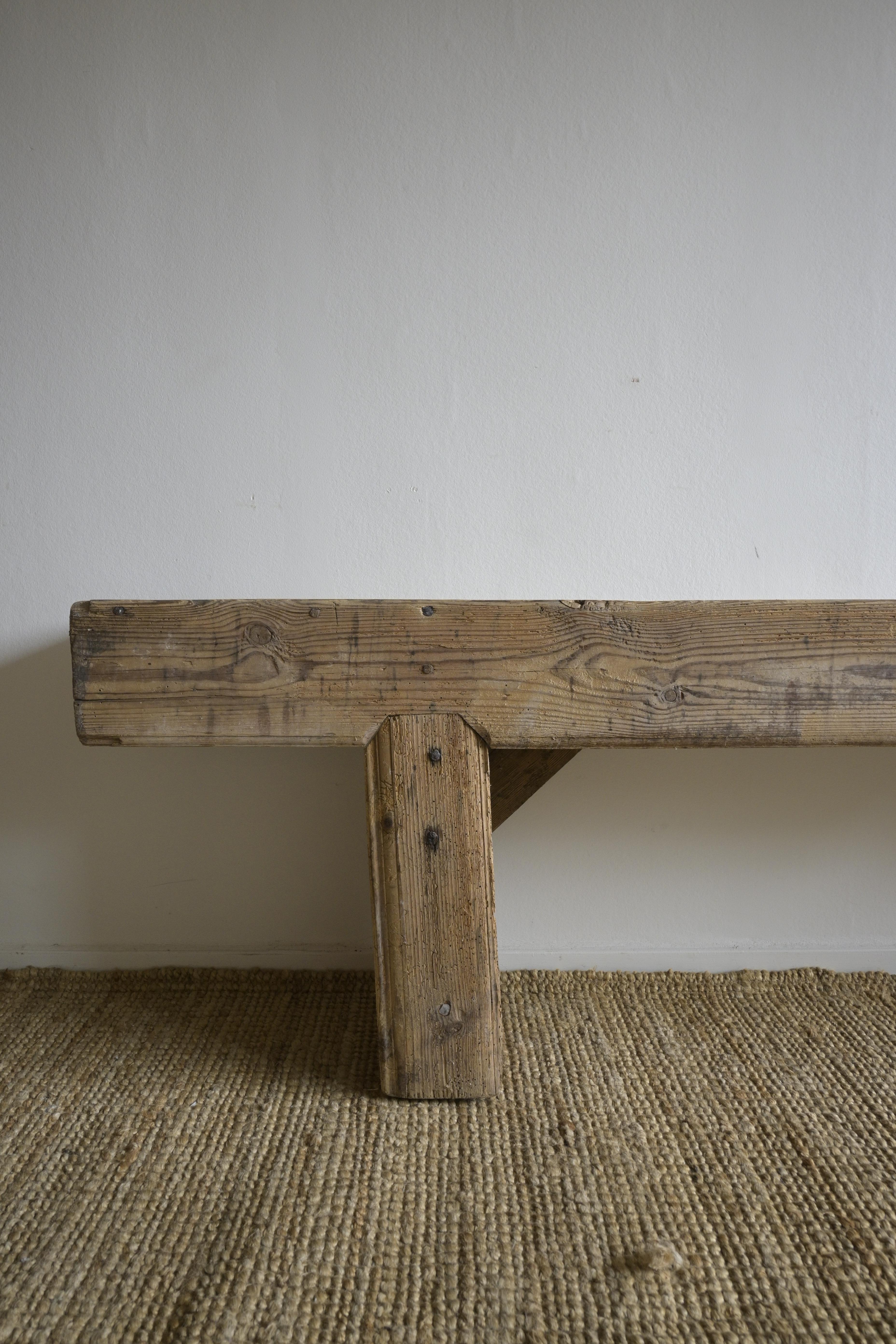 Swedish Long Wall Bench from Öland, ca 1830 In Good Condition For Sale In Farsta, SE