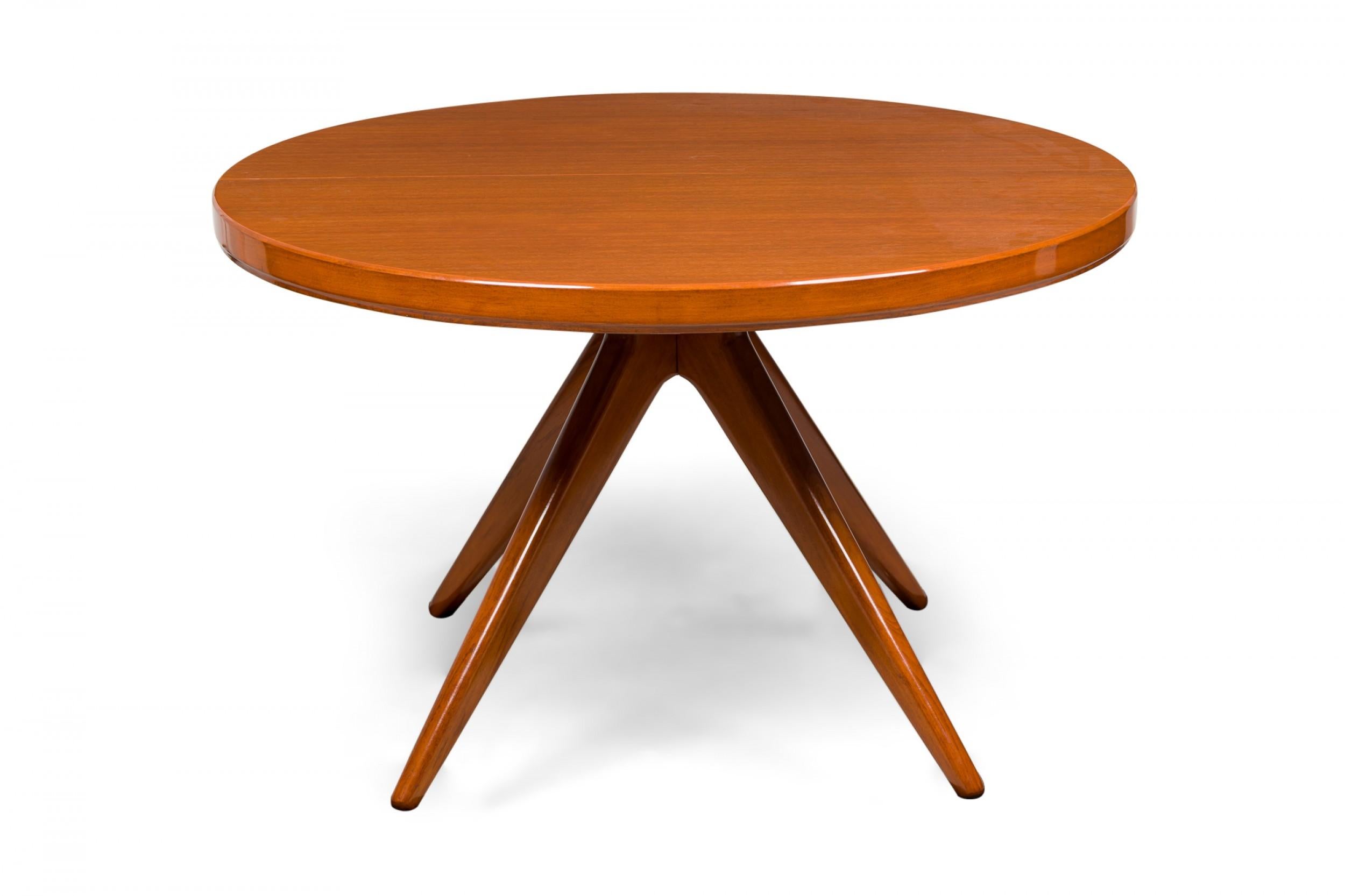 Swedish Walnut Circular Extension Dining Center Table, Attributed to Erno Fabry In Good Condition For Sale In Queens, NY
