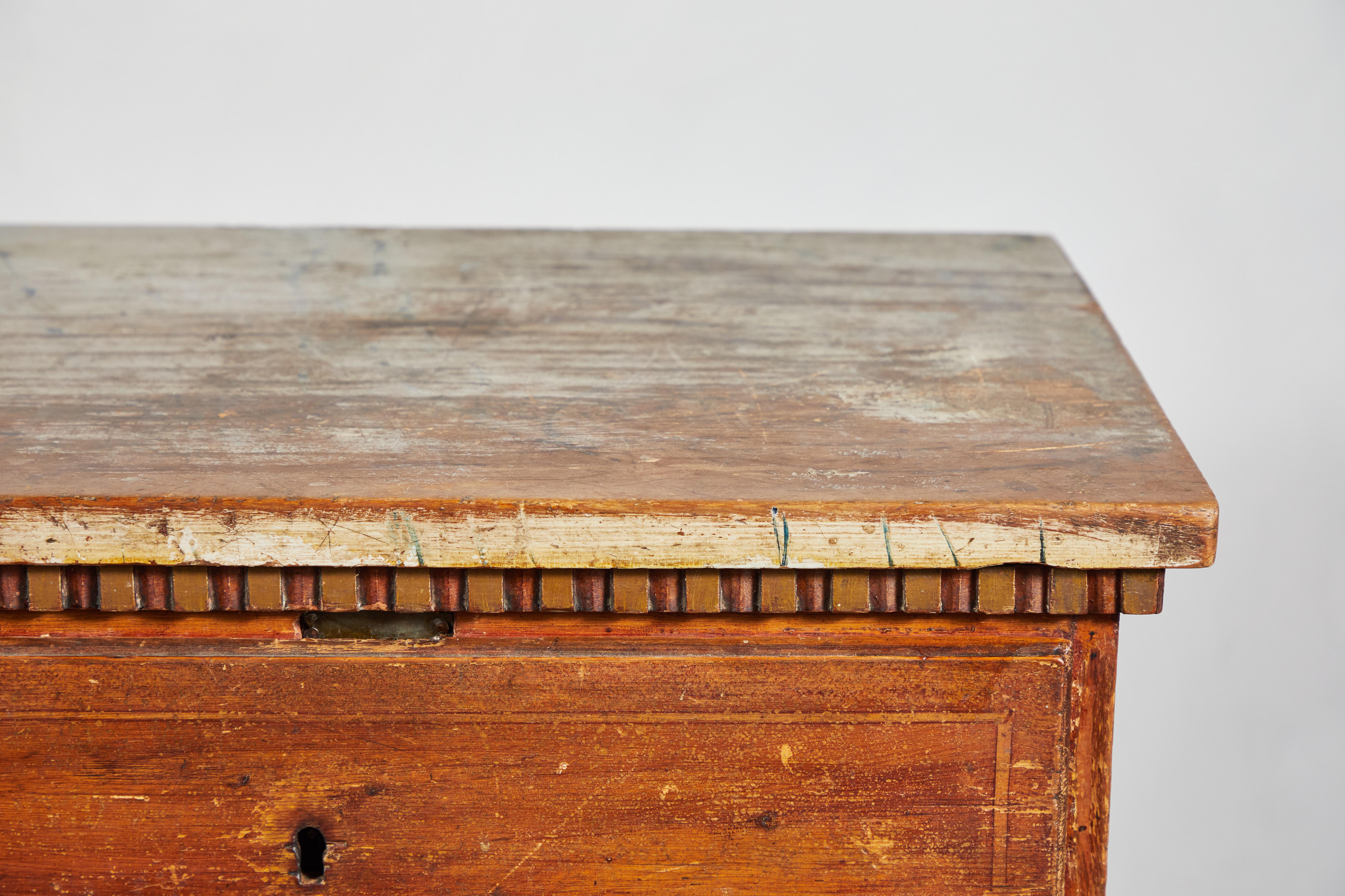Swedish Wooden Five-Drawer Dresser with Dental Molding 3