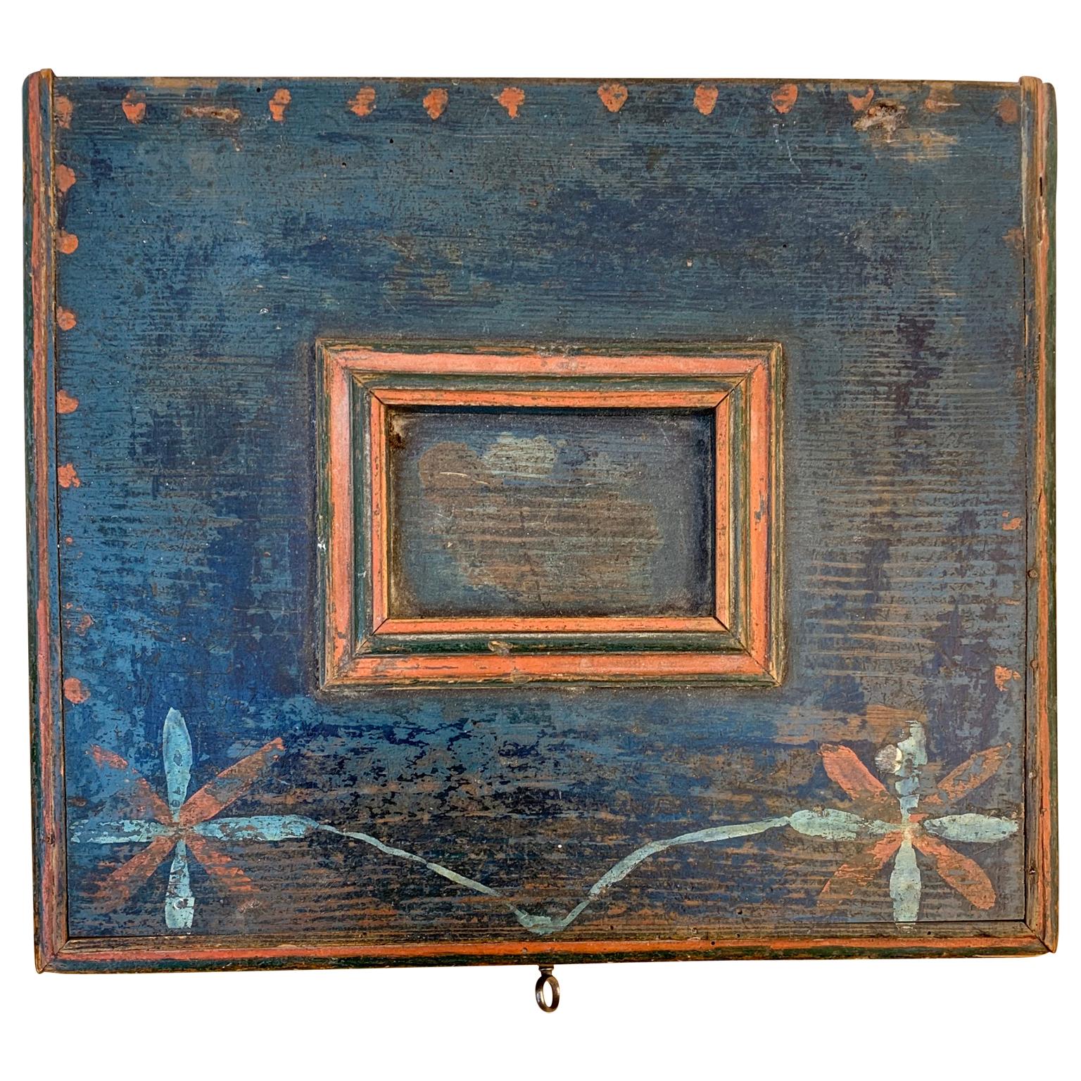 Swedish Wooden Folk Art Box With Originally Paint, Dated 1814 In Good Condition In Haddonfield, NJ