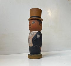 Dispenser di zucchero per gentiluomini in legno folkloristico svedese, anni '40