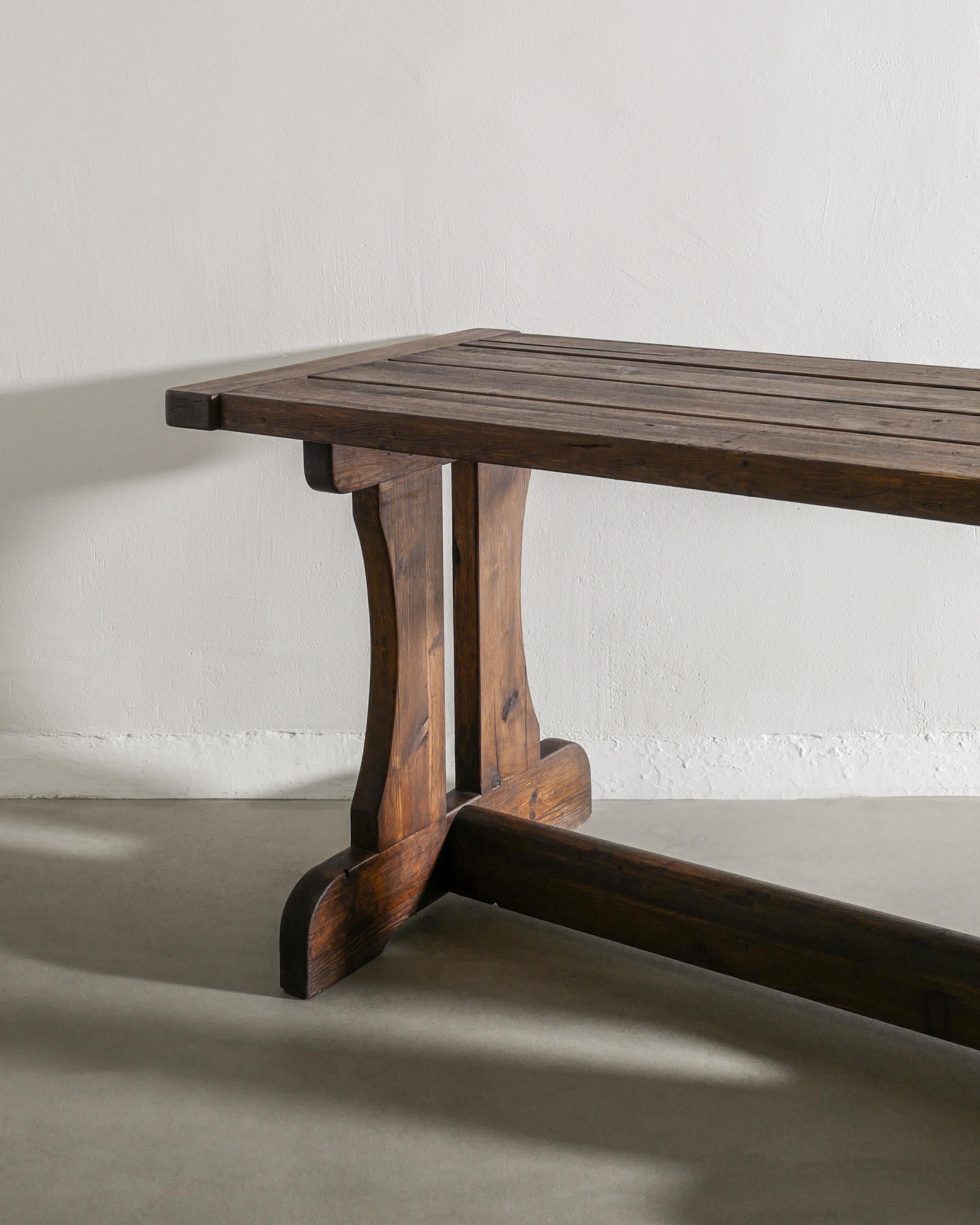 Mid-20th Century Swedish Wooden Sofa in Dark Brown Table by David Rosén & Nordiska Kompaniet 1940 For Sale