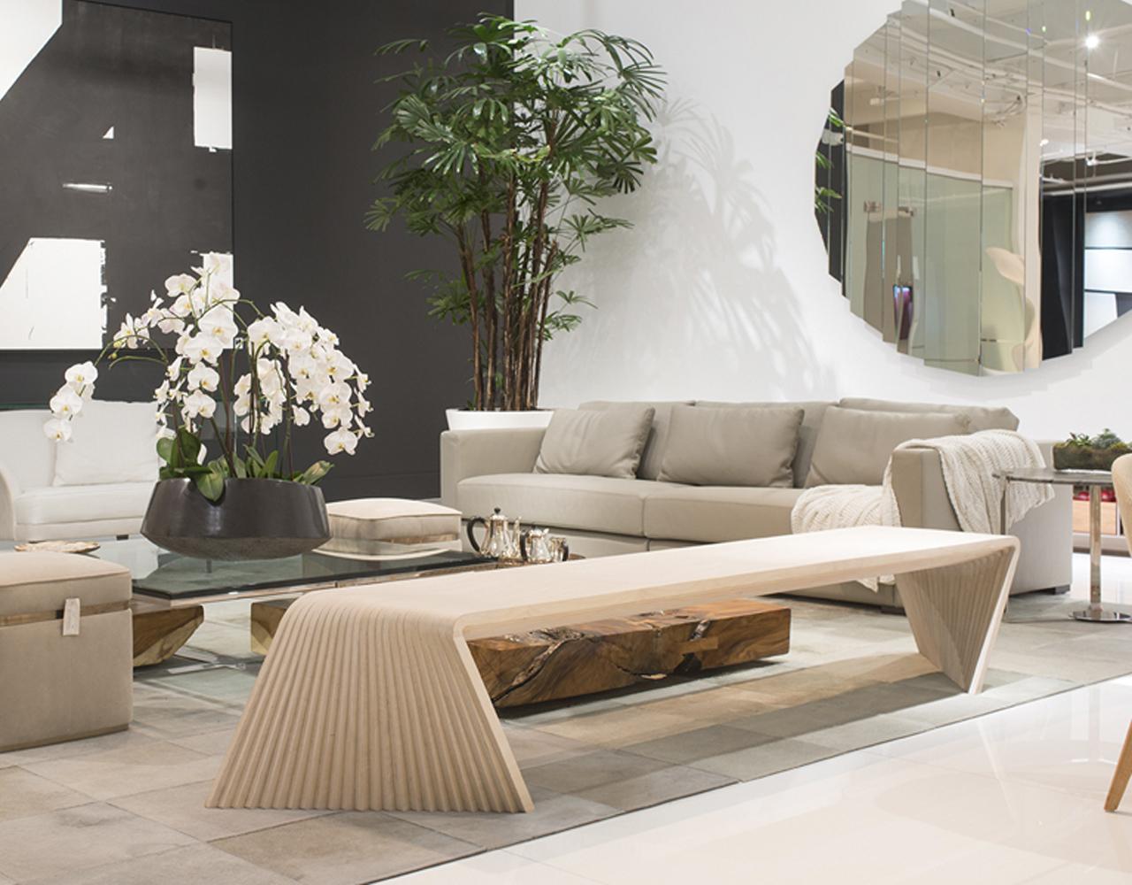 Guatémaltèque Sweep Bench Medium by Piegatto, a Contemporary Bench en vente