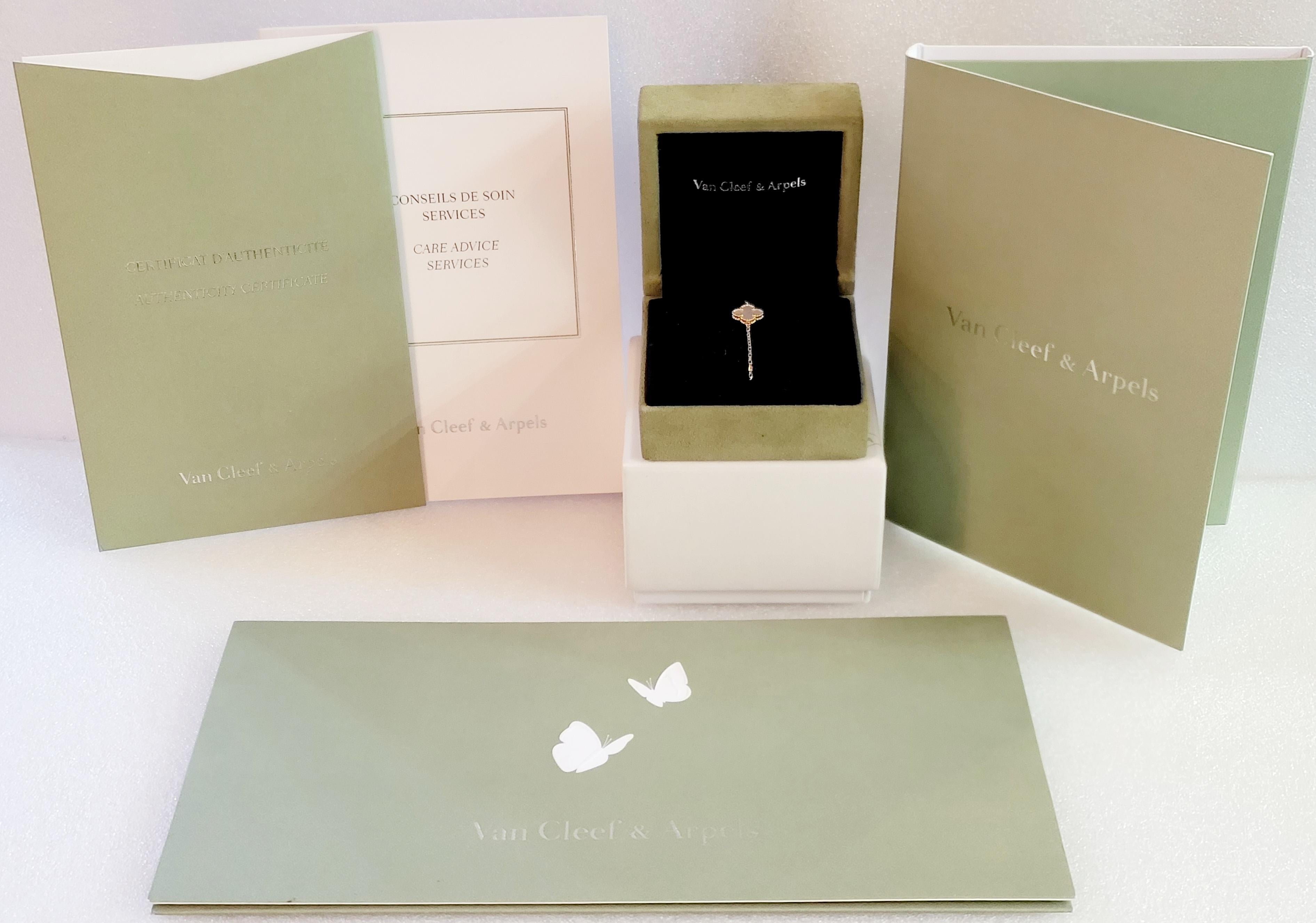Brand van-Cleef 
Sweet Alhambra Bracelet
Material 18K Yellow Gold
Bracelet Length 7'' Long
Bracelet Weight 1.9gr
Motif Dimension 9.2mm
Gender Women
Condition New, never worn 
Comes with Box and papers 

