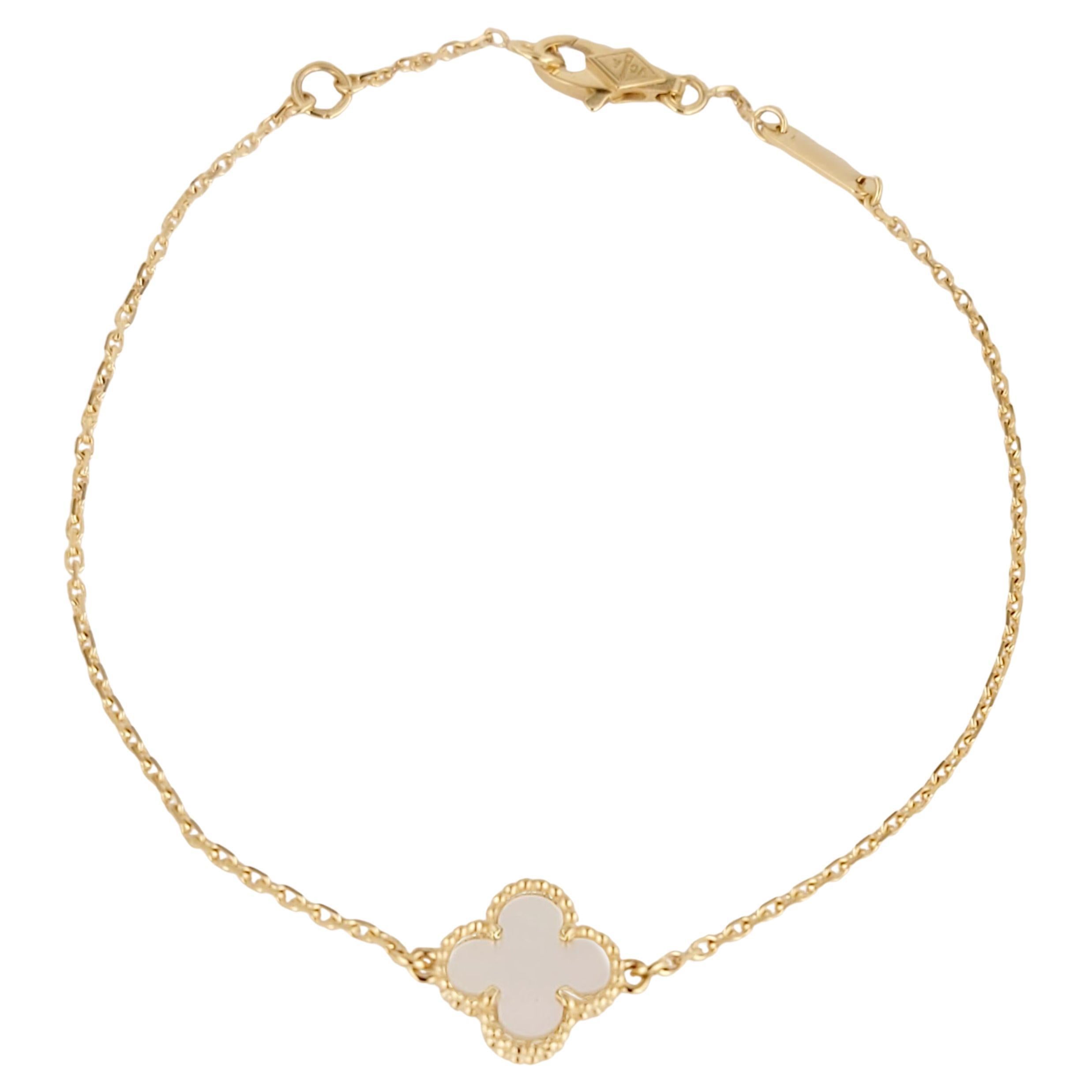 Sweet Alhambra Bracelet in 18K Yellow Gold MOP