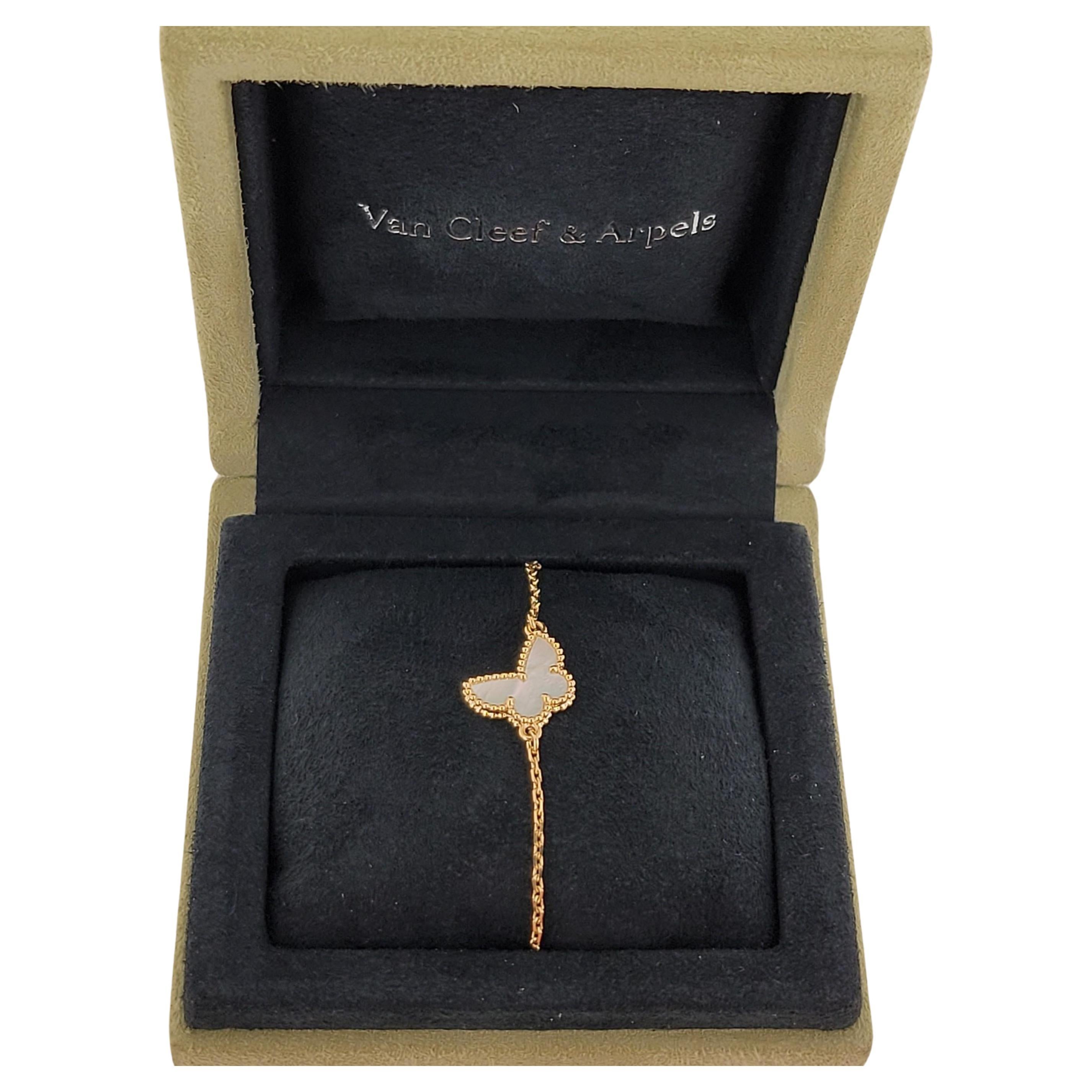 Sweet Alhambra butterfly bracelet 18K Yellow Gold Mother-of-Pearl For Sale