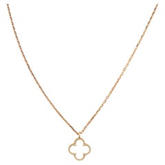 Sweet Alhambra Pendant Necklace 18K Yellow Gold and Mother of Pearl