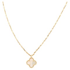 Sweet Alhambra Pendant Necklace 18K Yellow Gold and Mother of Pearl