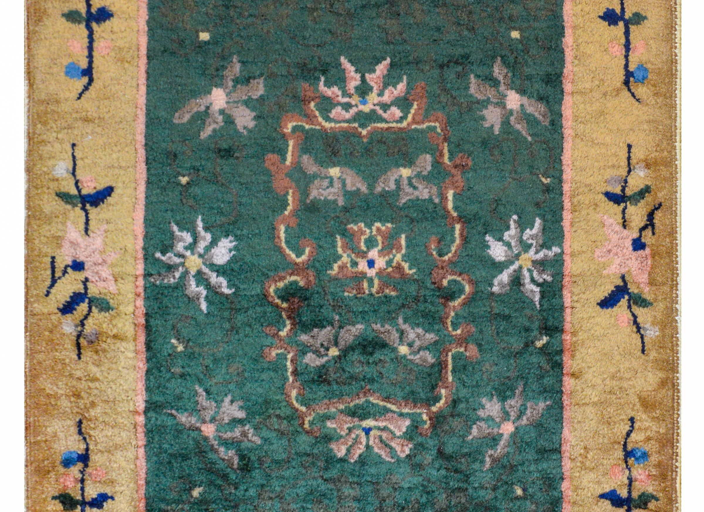 Vegetable Dyed Sweet Chinese Art Deco Rug For Sale