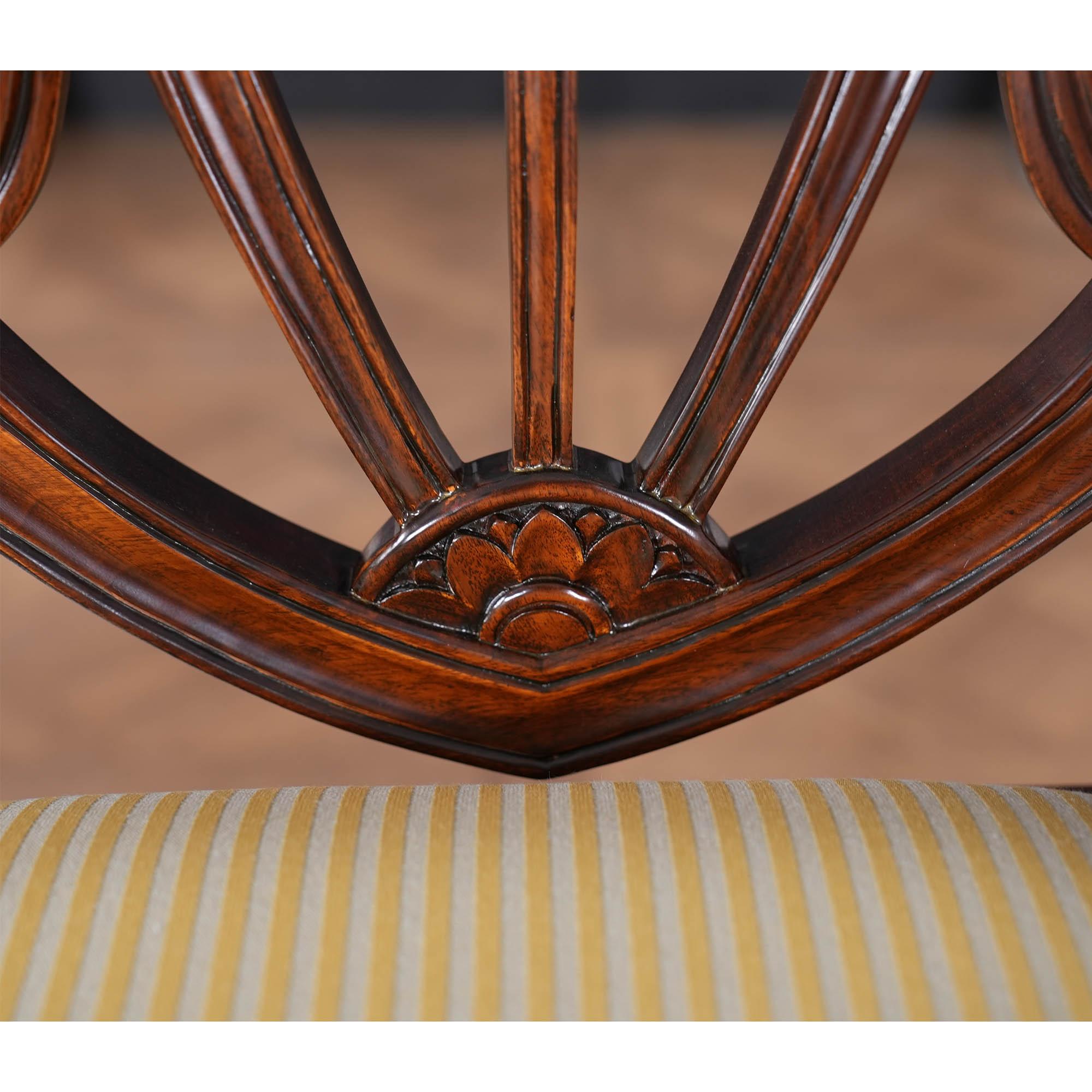 XXI secolo e contemporaneo Sedie da pranzo Sweet Heart, set da 10 in vendita