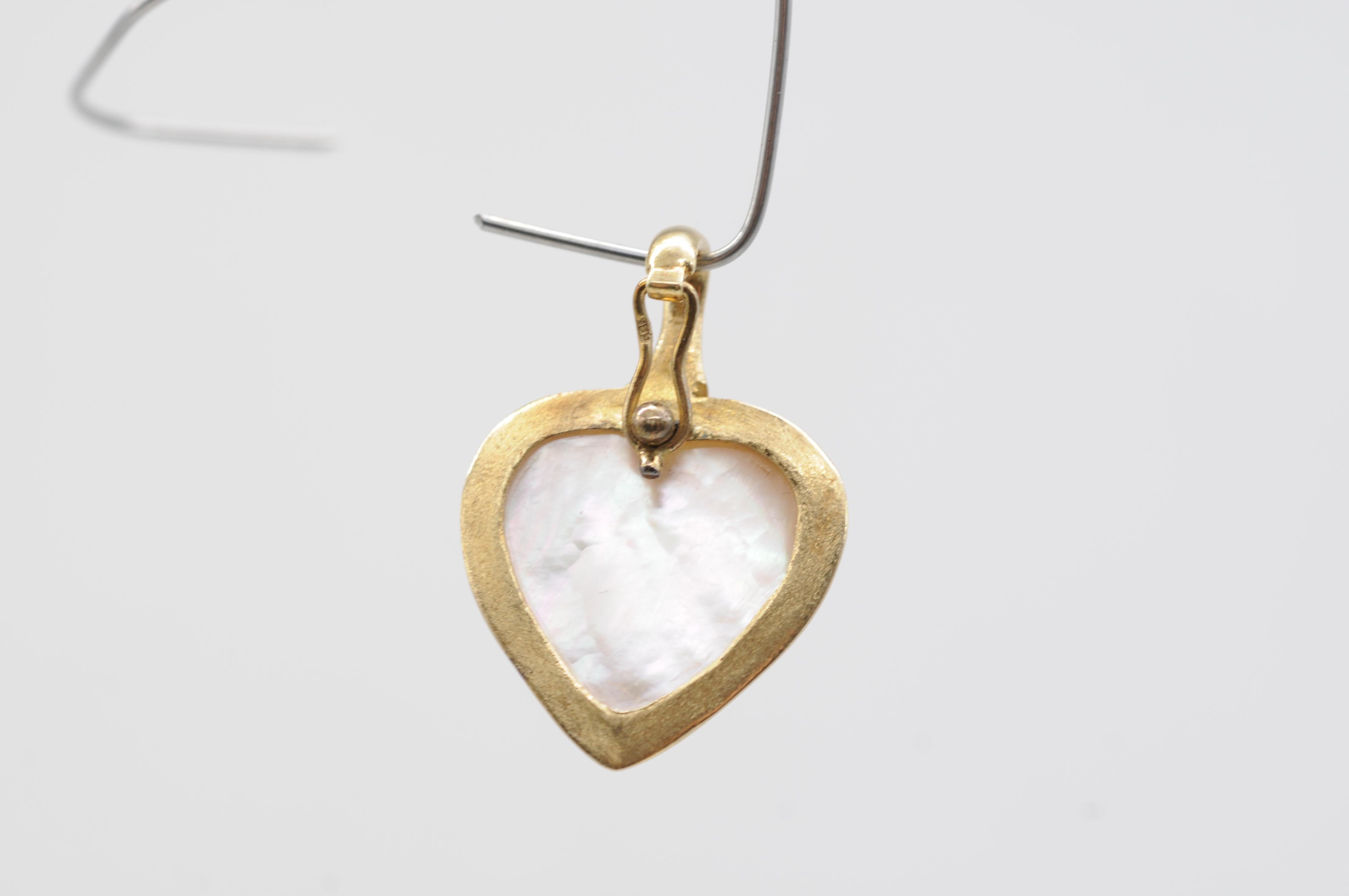Sweet heart pearl pendant in gold with diamond For Sale 1