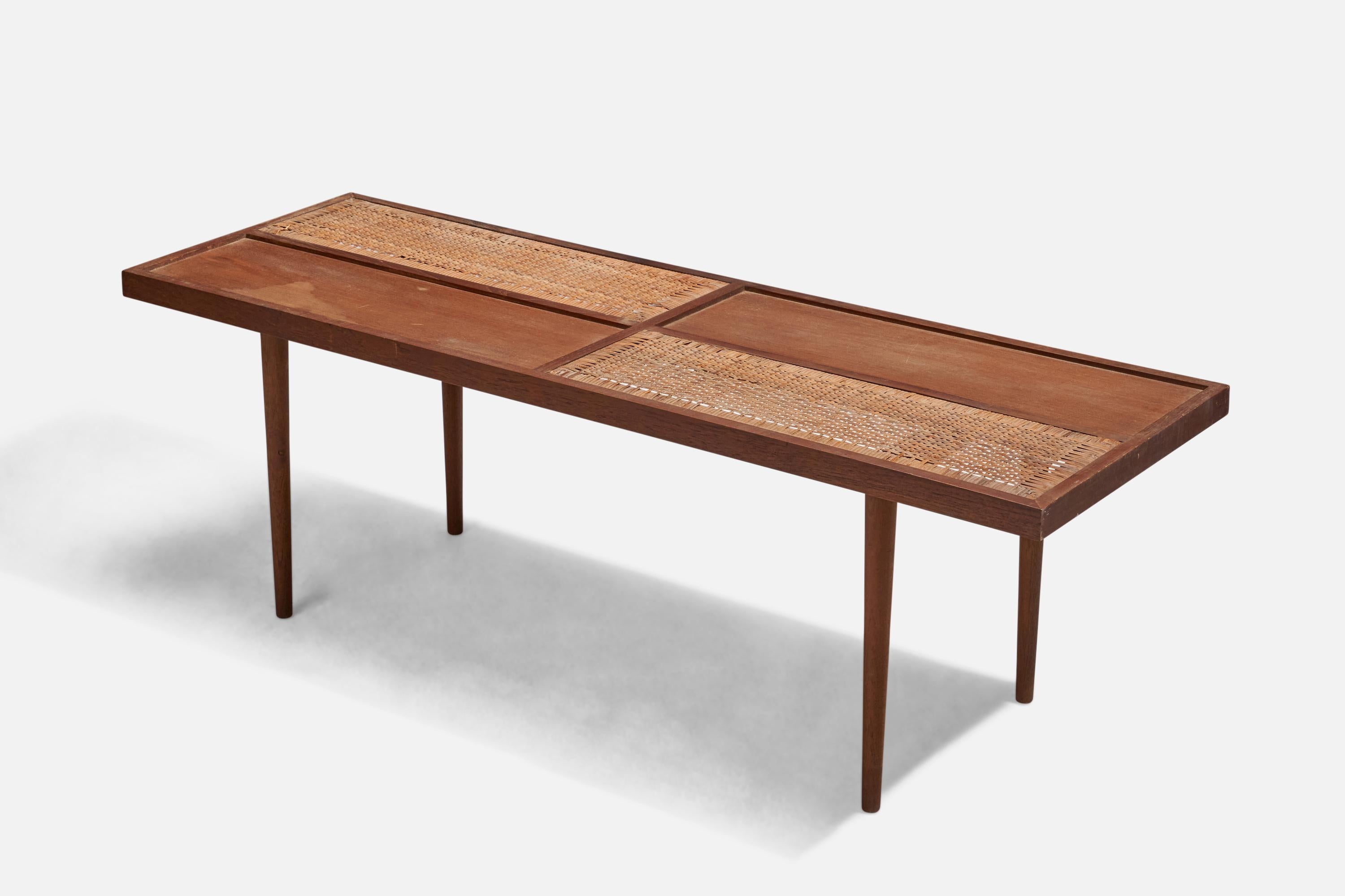 Mid-Century Modern Sweet Home, table basse, teck, rotin, Hong Kong, années 1970 en vente