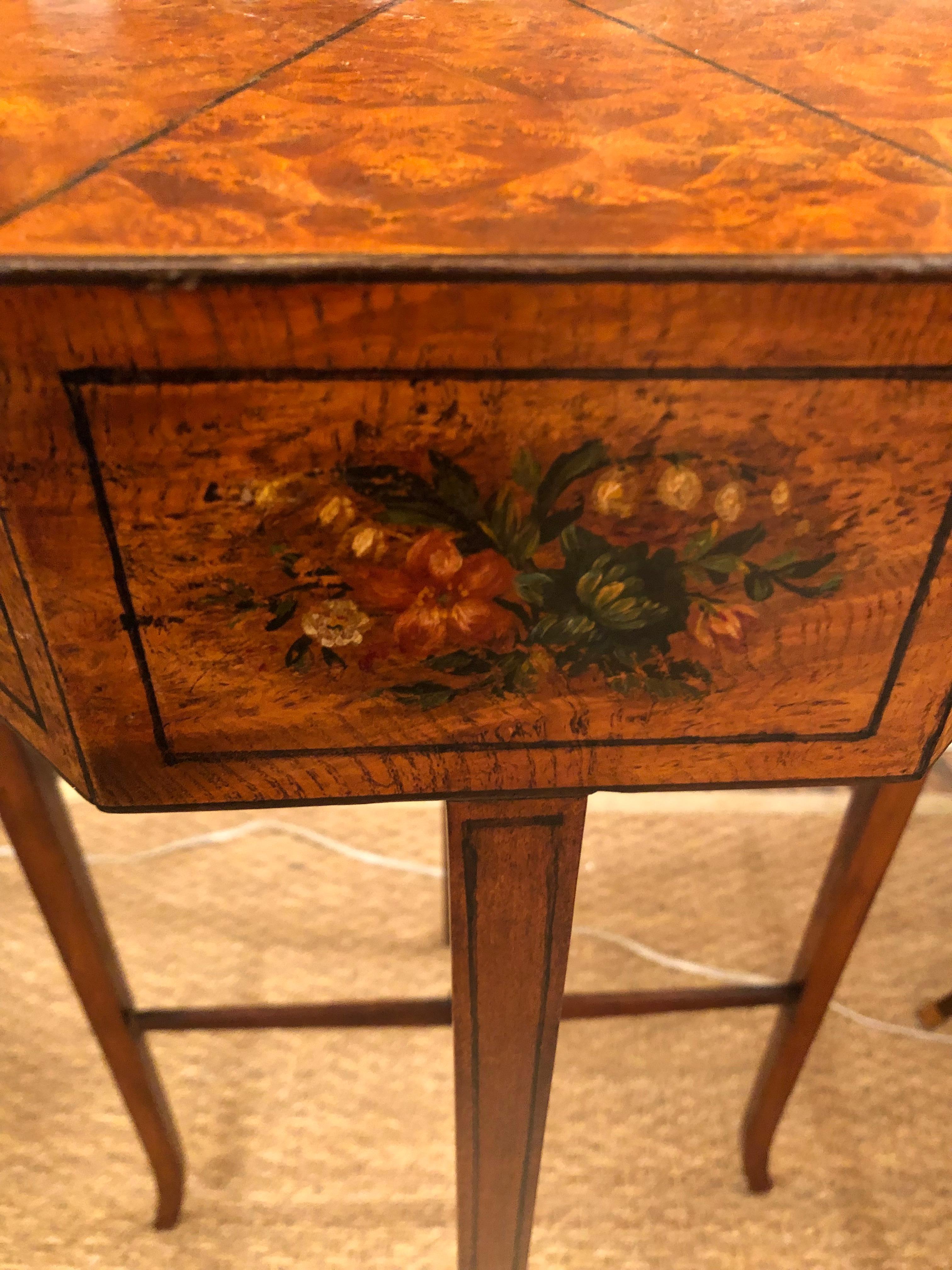 Sweet Octagonal Paint Decorated End Table For Sale 2