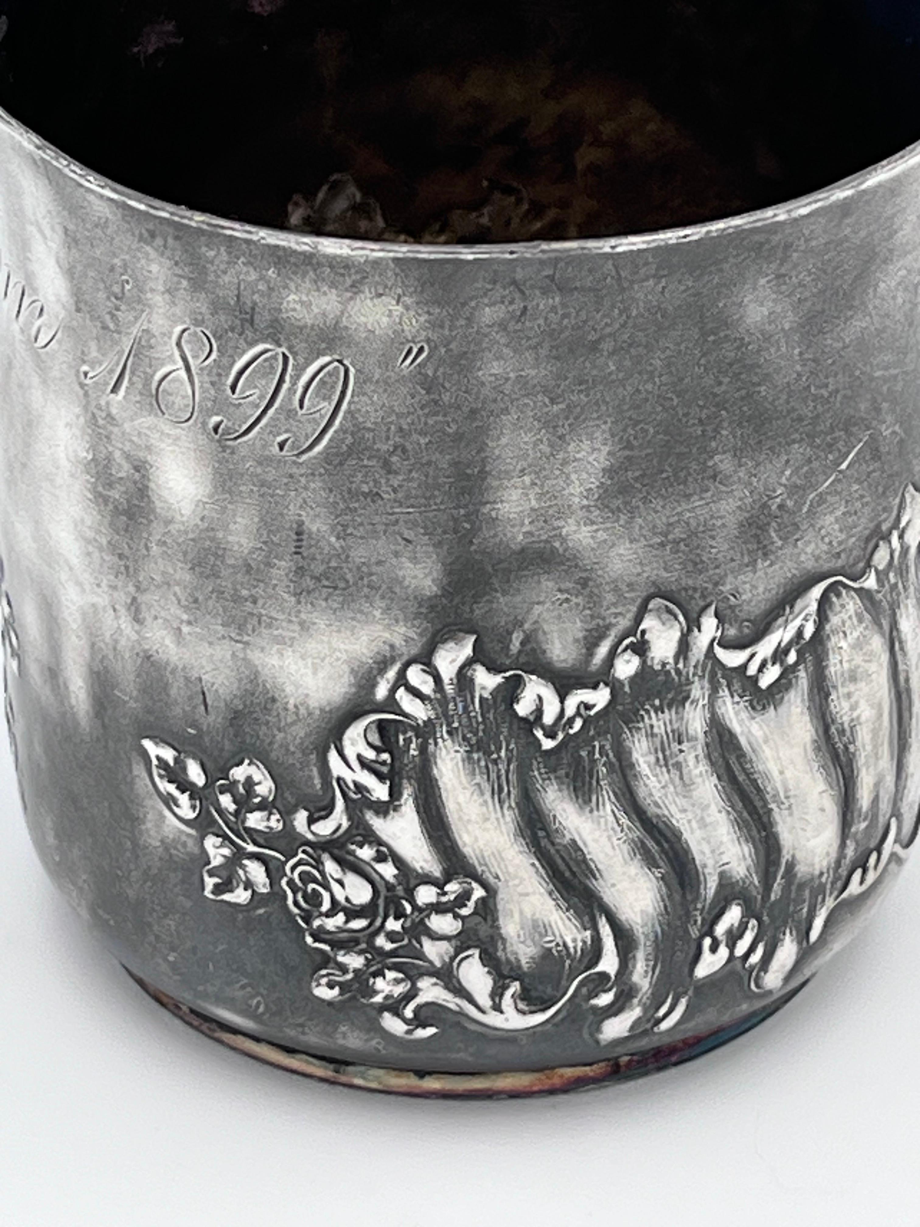 Sweet Pairpoint Manufacturing Co. Tazza per neonato o per battesimo con incisione 