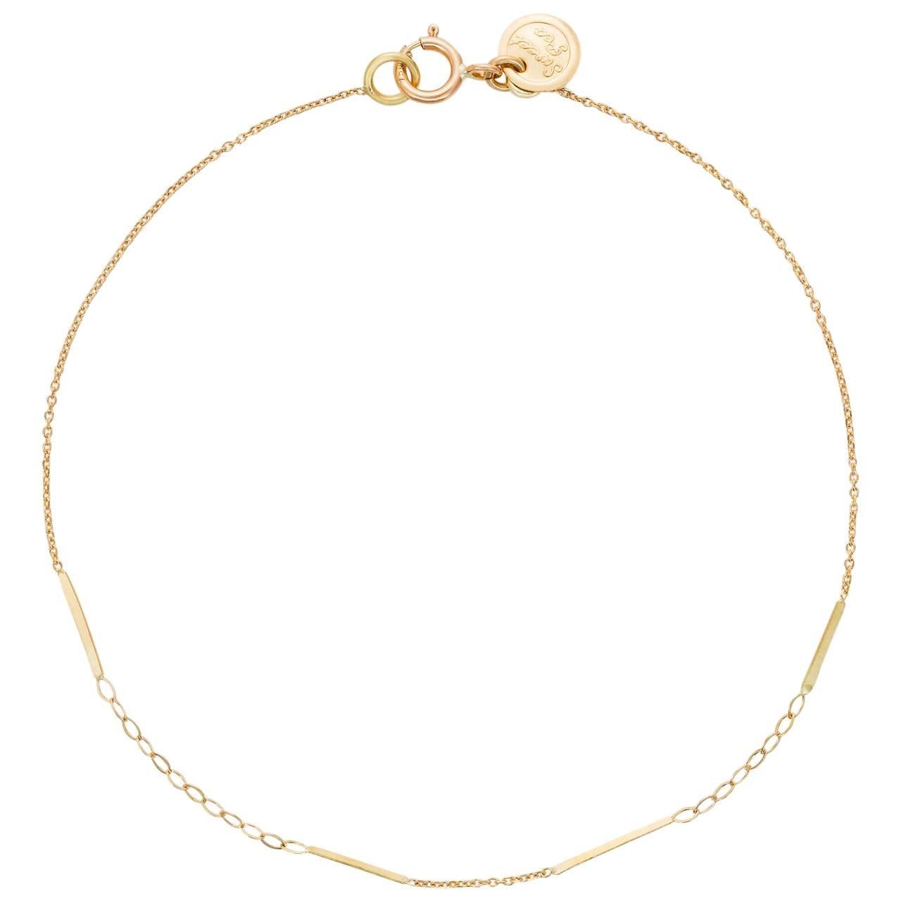 Sweet Pea 18k Yellow Gold Fine Chain Sycamore Bracelet For Sale
