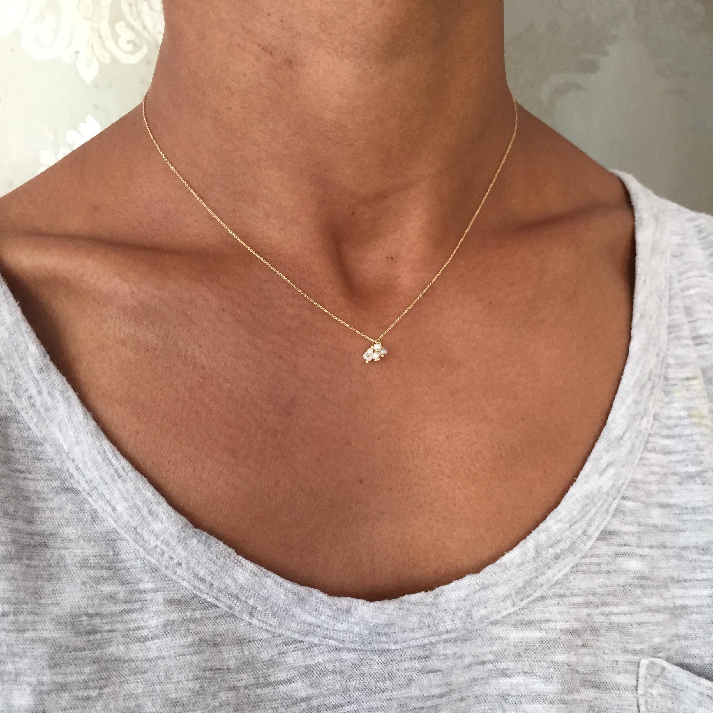 Women's Sweet Pea White Pearl and Moonstone 18k Yellow Gold Cluster Necklace For Sale