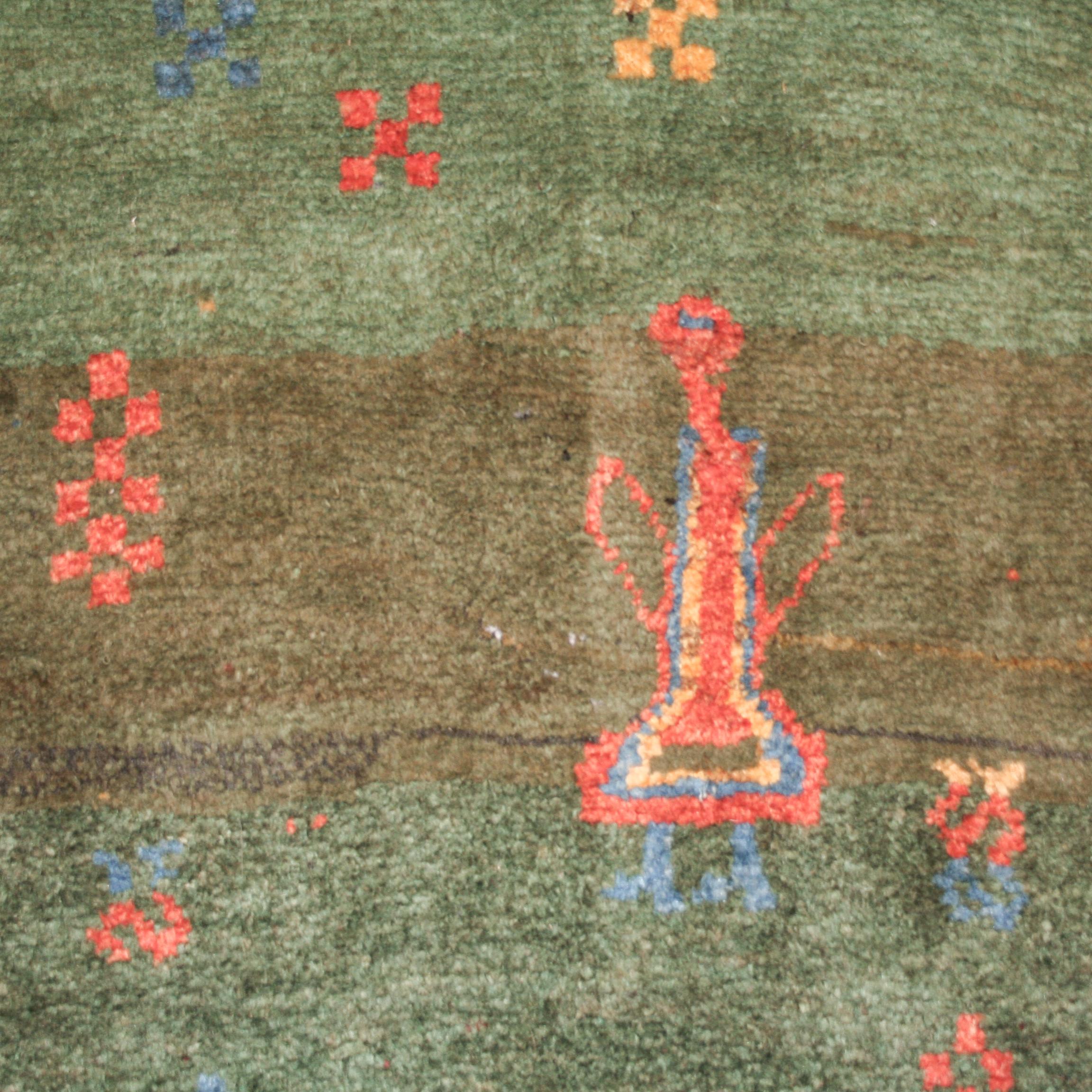 Tulu Petit tapis tribal vintage vert émeraude en vente