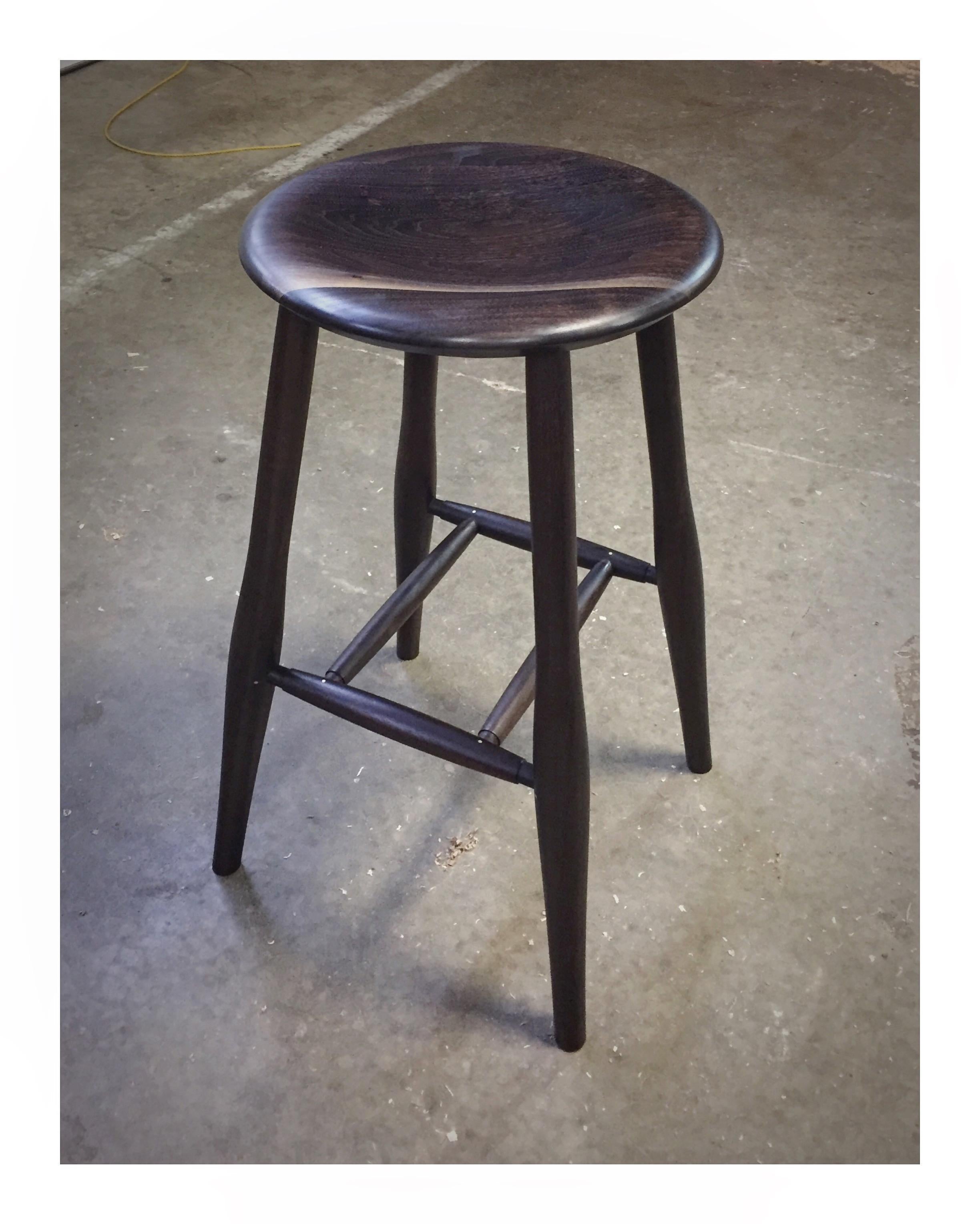 turned leg bar stools