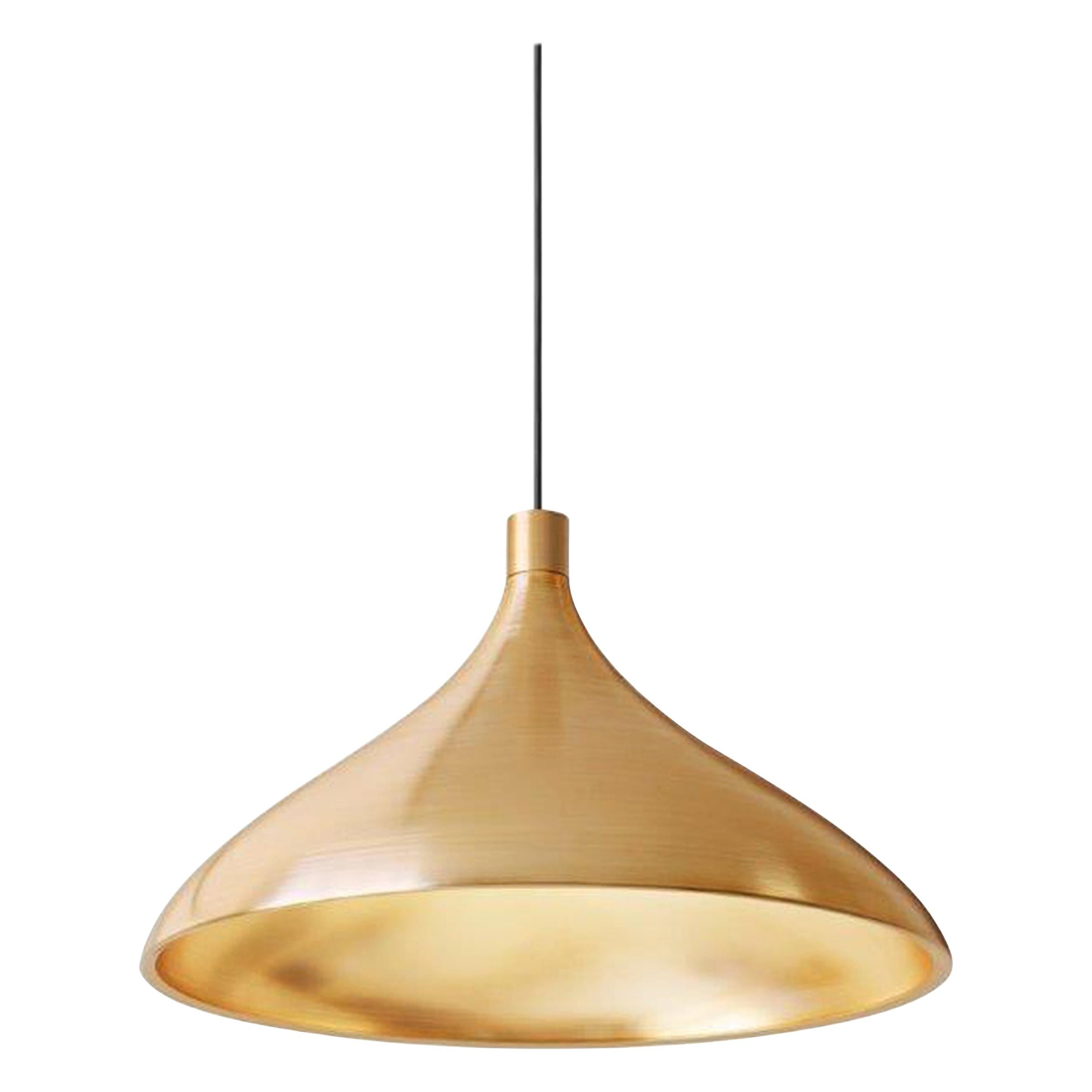 Lampe à suspension LED simple Swell XL large en laiton par Pablo Designs en vente