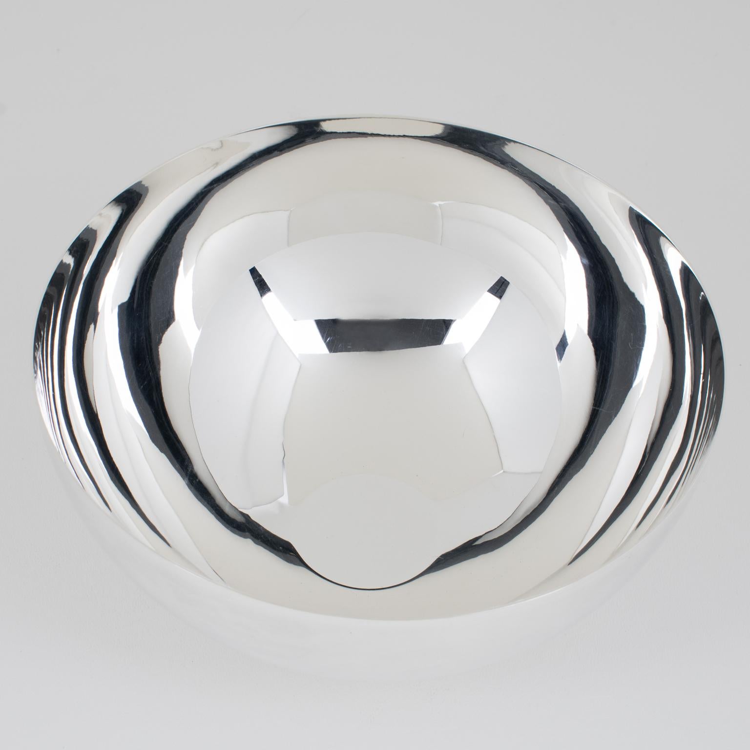 Fin du 20e siècle Swid Powell for A Calvin Klein Silver Plate Caviar Bowl Dish Chiller, circa 1980 en vente