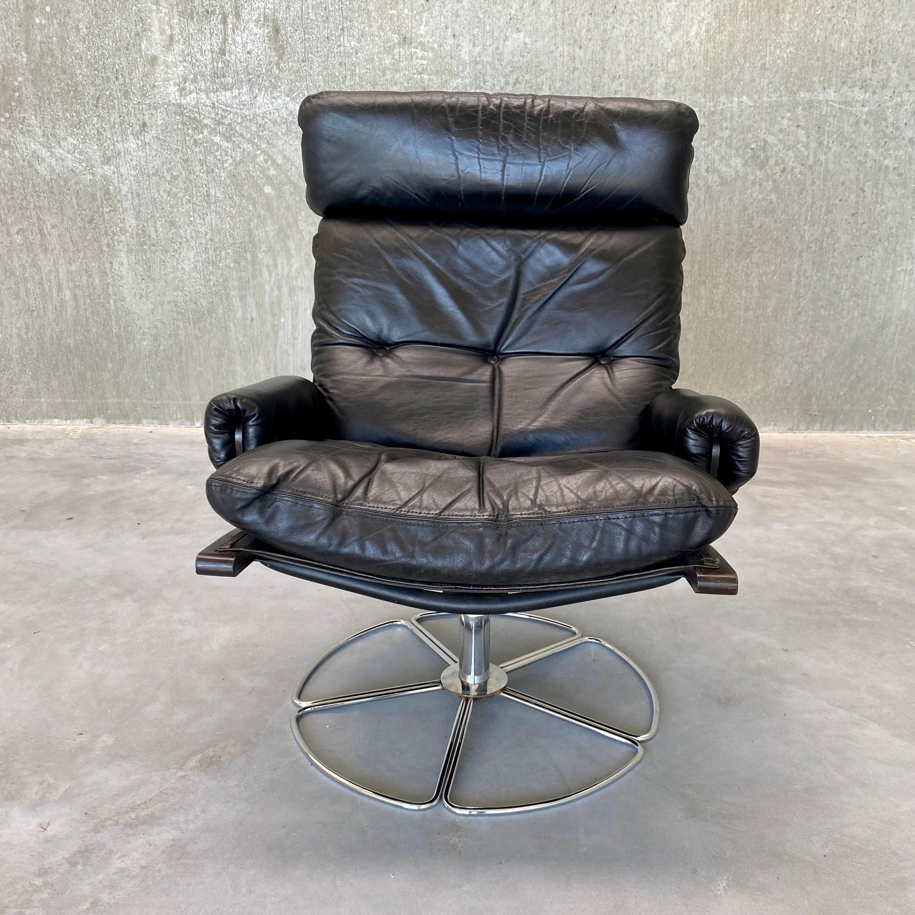 Swiffle Base Leather Lounge Chair by Bruno Mathsson for DUX, Sweden, 1970s 5