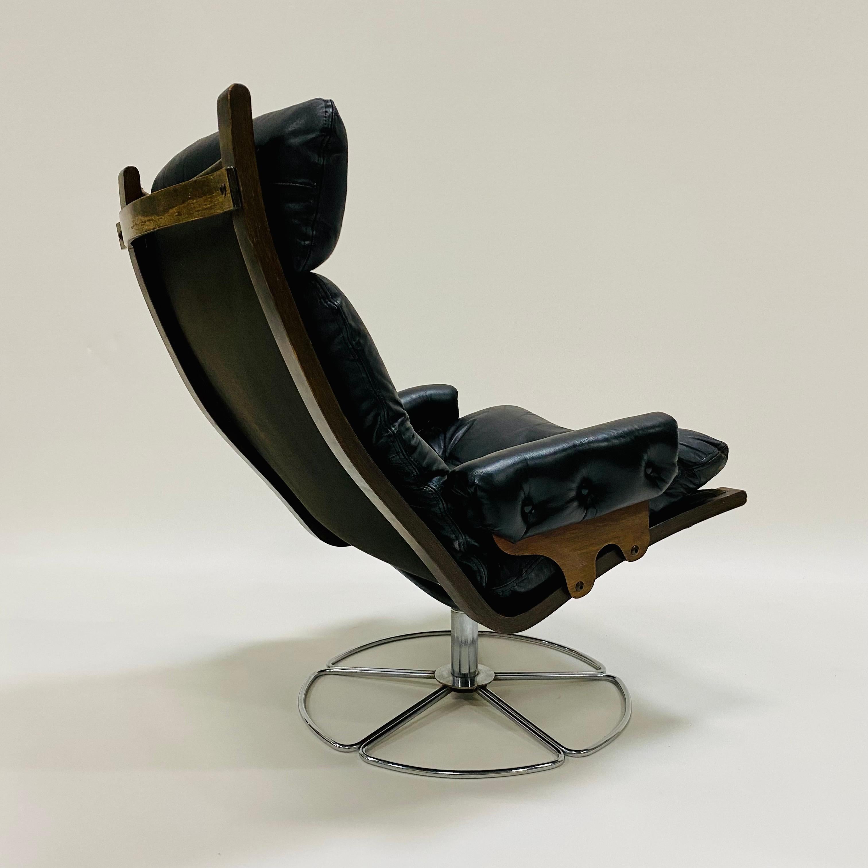 Swiffle Base Leather Lounge Chair by Bruno Mathsson for DUX, Sweden, 1970s 7