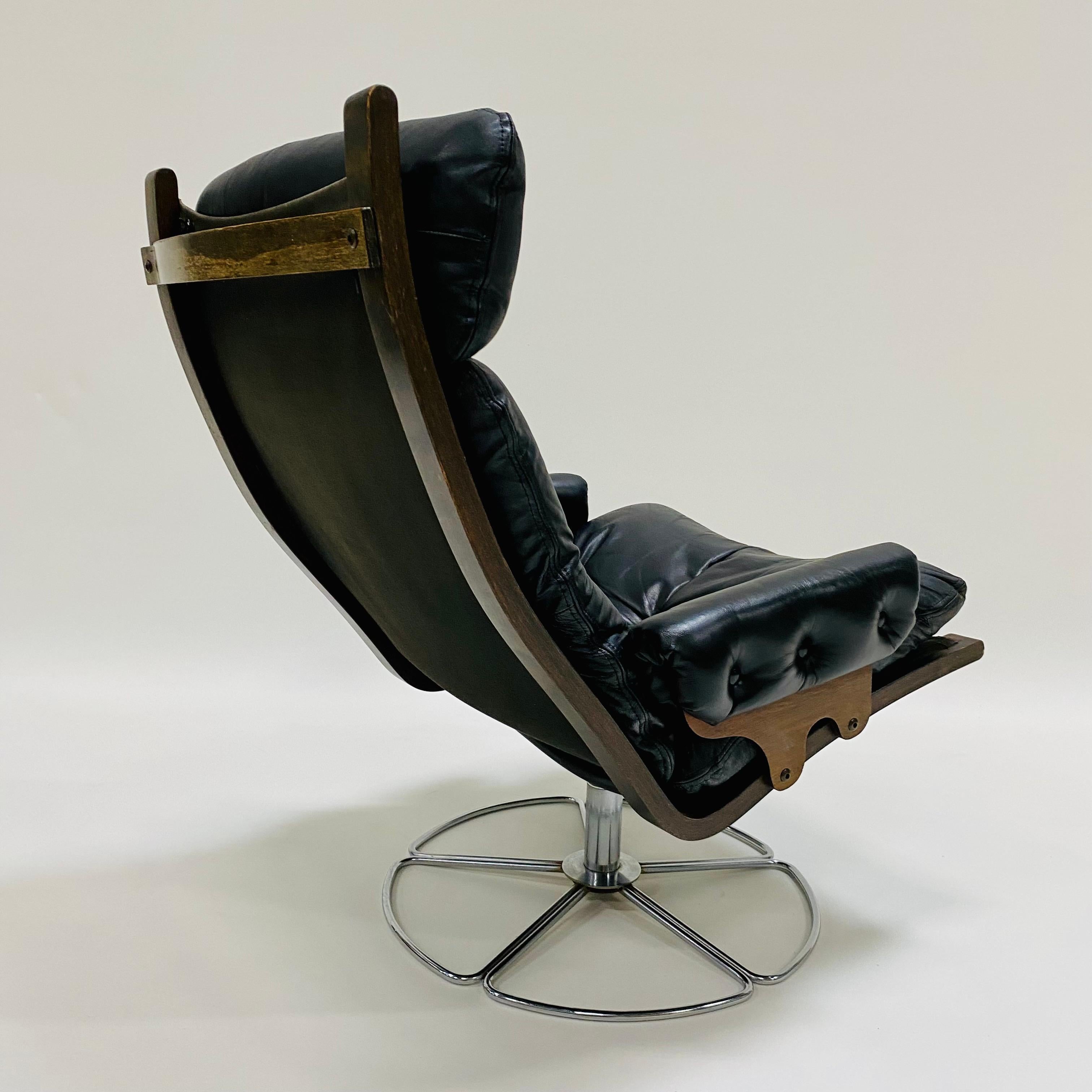 Swiffle Base Leather Lounge Chair by Bruno Mathsson for DUX, Sweden, 1970s 3