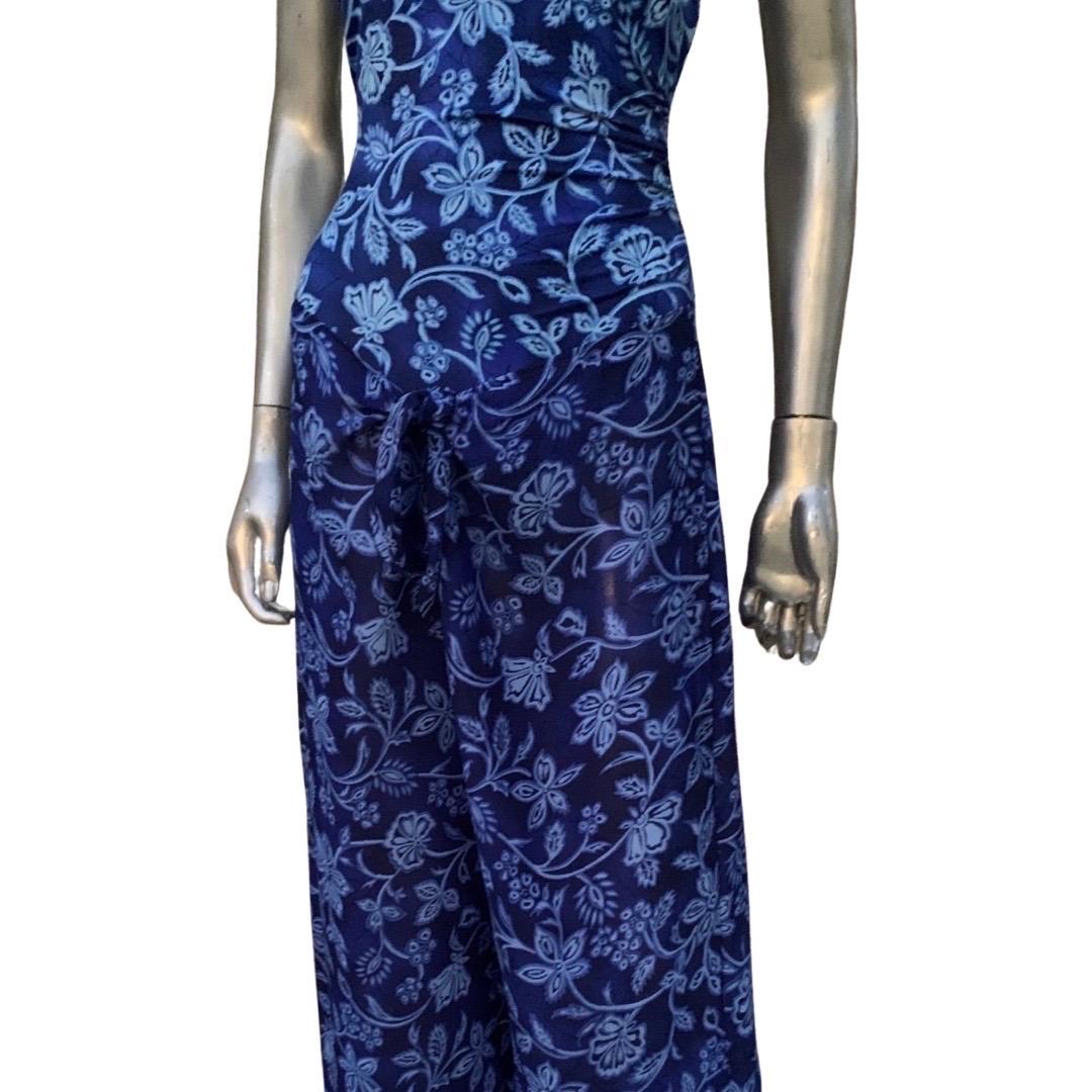 Swimsuit and Chiffon Tie Pant Cover-Up Set Indigo Floral Print Size 8/Med In Excellent Condition For Sale In Palm Springs, CA
