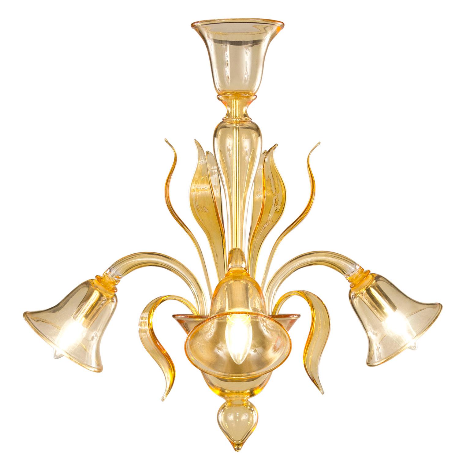 Small Chandelier 3 arms smooth Acacia Murano Glass downward lights by Multiforme In New Condition For Sale In Trebaseleghe, IT