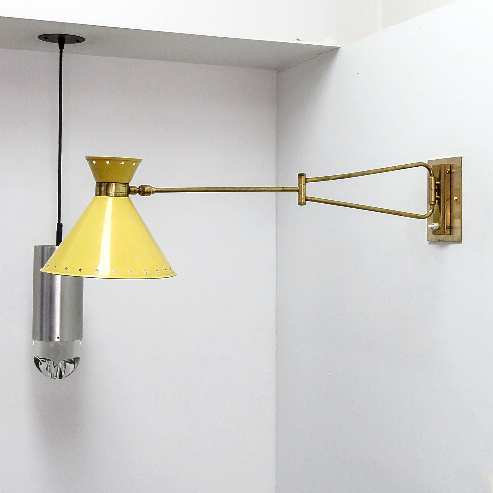 Applique à bras articulé par Rene Mathieu pour Lights, 1950 Bon état à Los Angeles, CA