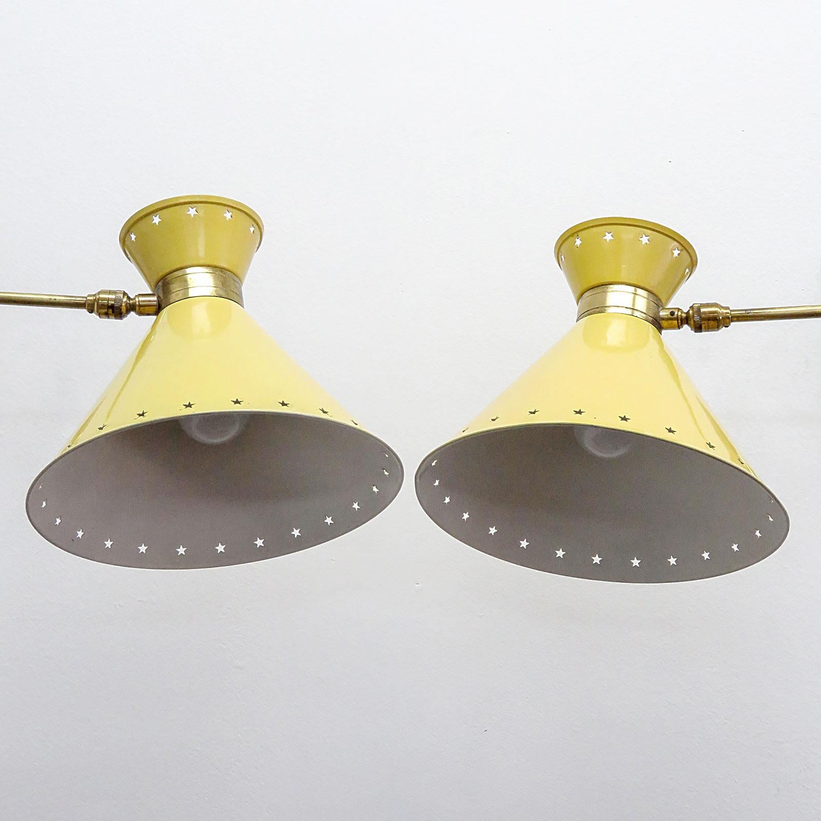Milieu du XXe siècle Applique à bras articulé par Rene Mathieu pour Lights, 1950