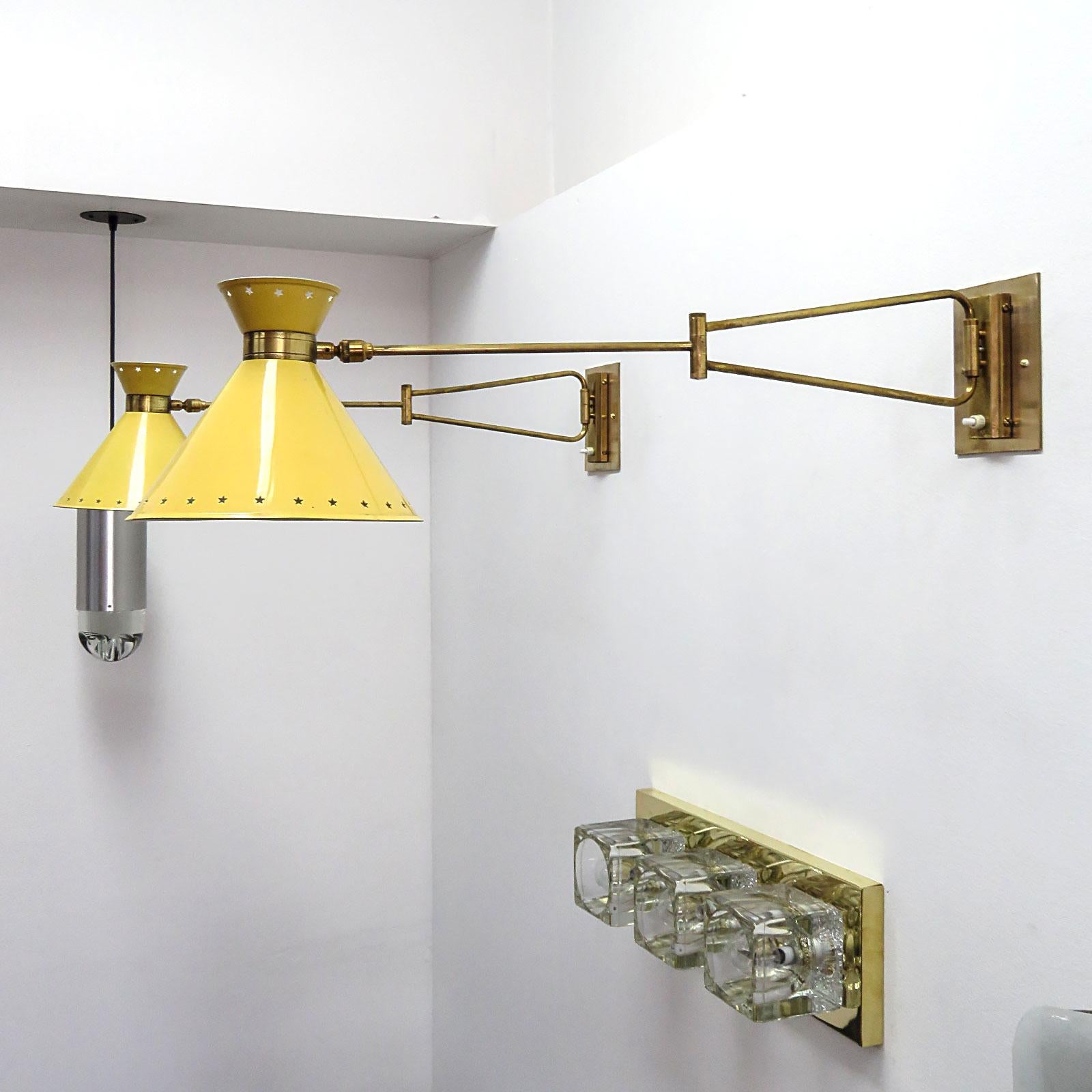 Swing Arm Wall Light by Rene Mathieu for Lunel, 1950 For Sale 1