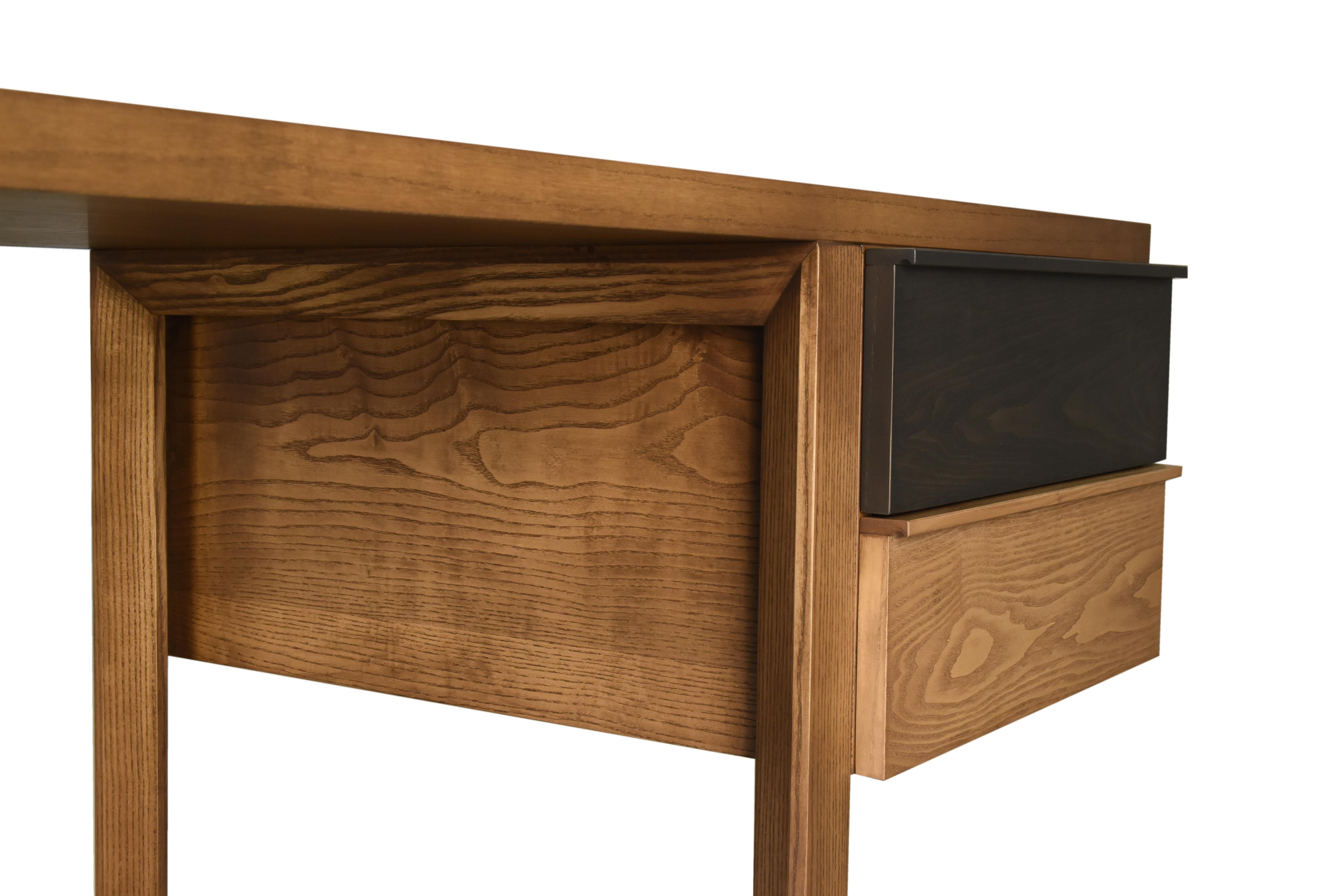 Swing by Morelato, Desk Made of Ashwood, Design Libero Rutilo 3