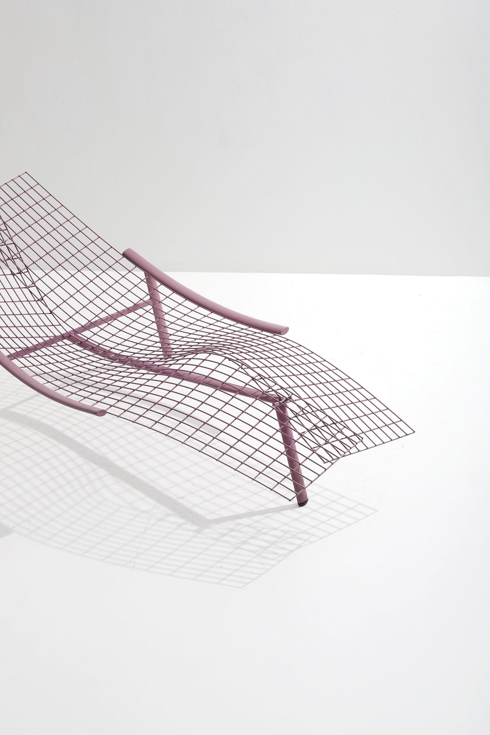 Swing Lounge Chair by Giovanni Offredi for Saporiti, 1980s In Good Condition For Sale In Antwerpen, Antwerp