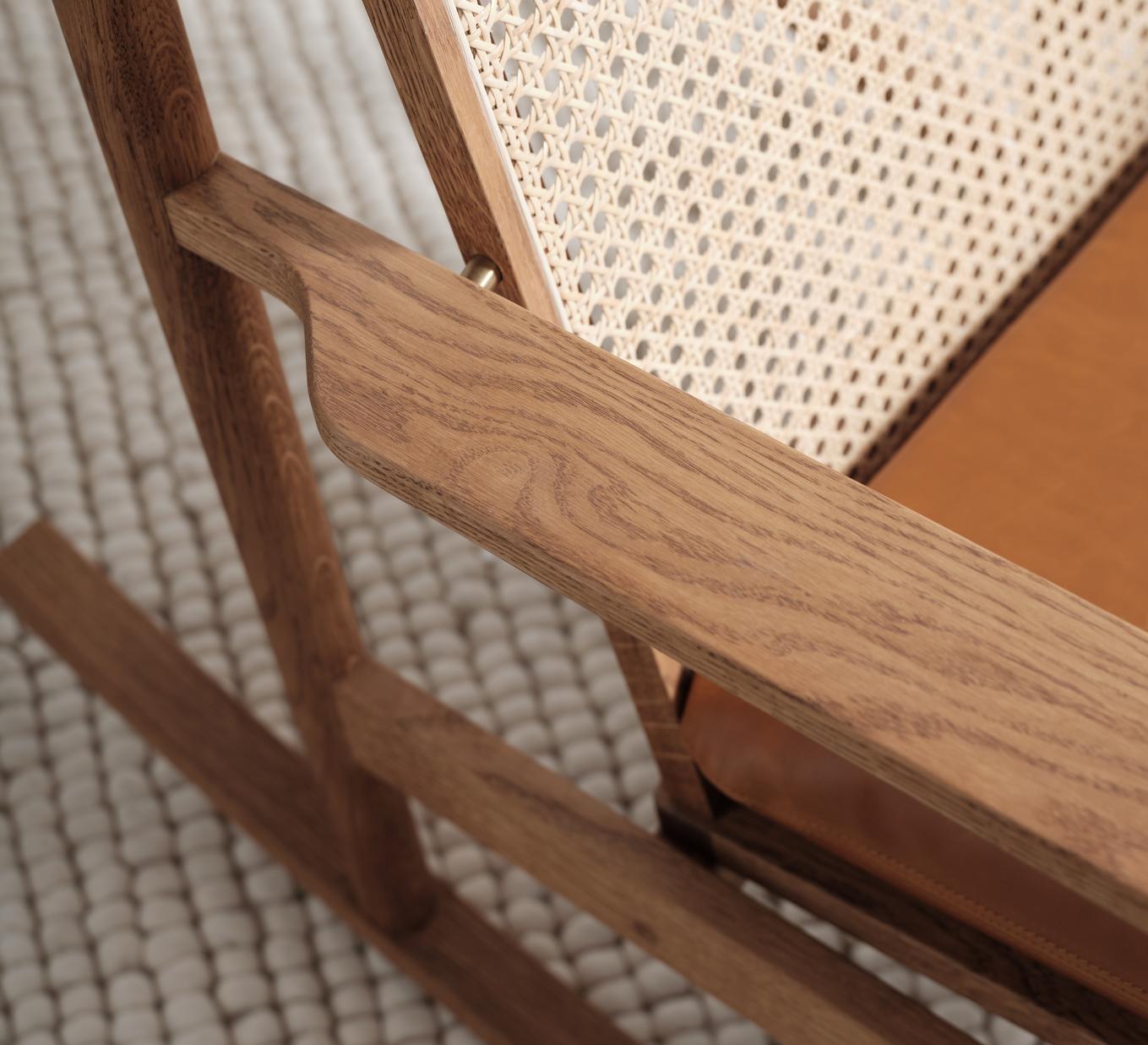 Post-Modern Swing Rocking Chair Nevada Oak, Cognac by Warm Nordic For Sale