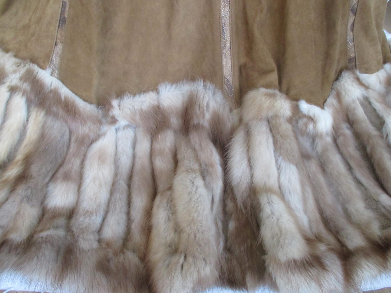 Brown Swing Sable fur coat with brown soft Suede  For Sale