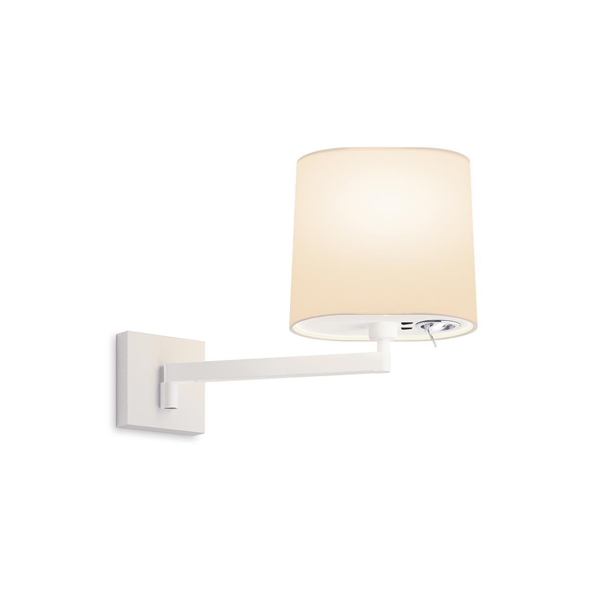 The Swing wall sconce collection was updated to feature a new, clean look, as well as 2 new finishes. Each member of this family possesses a jointed arm allowing for a wide 180° range of motion for directional ambient illumination. Reference 0514