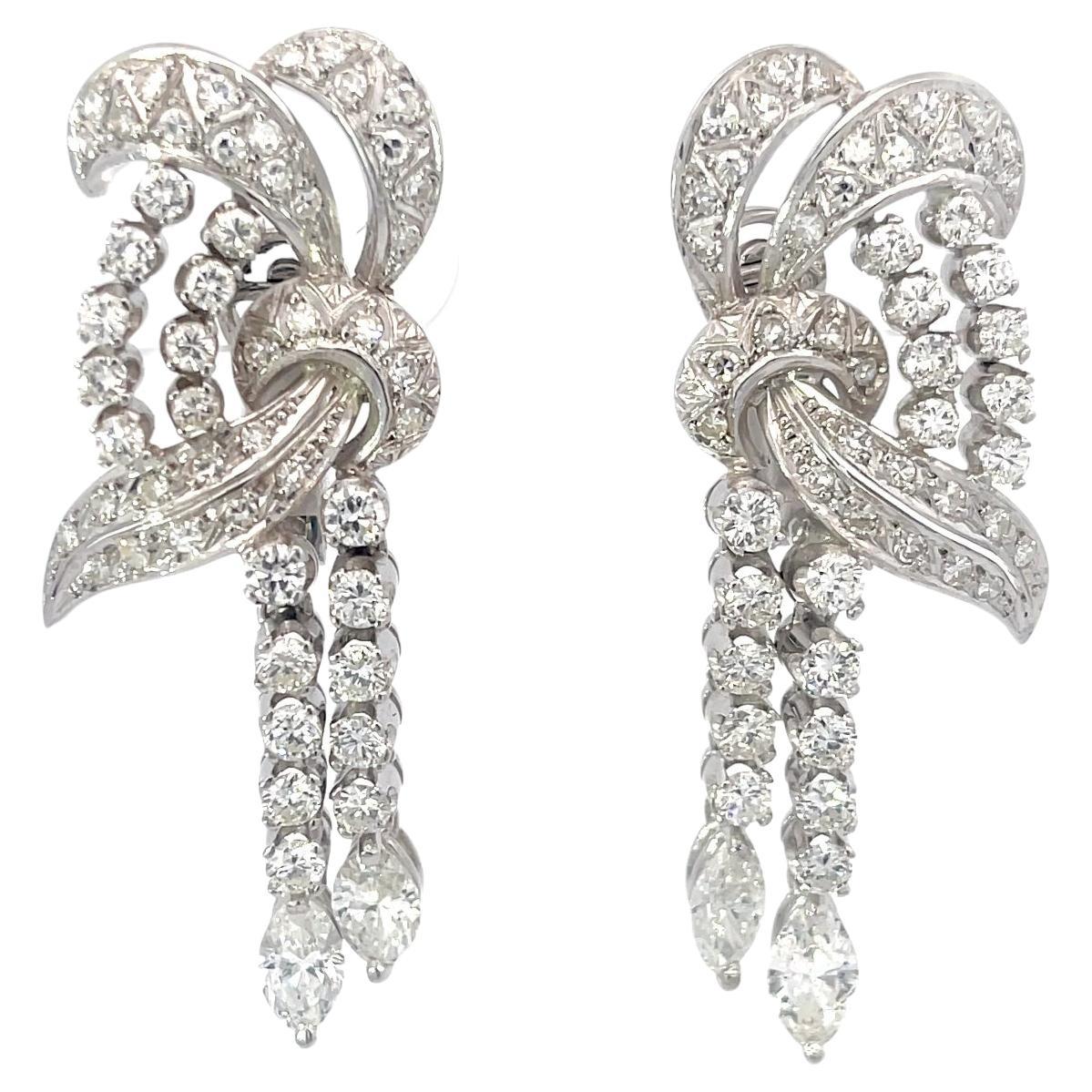 Platin-Ohrringe mit Wirbel 6,25 Karat Diamant-Ohrringe im Angebot