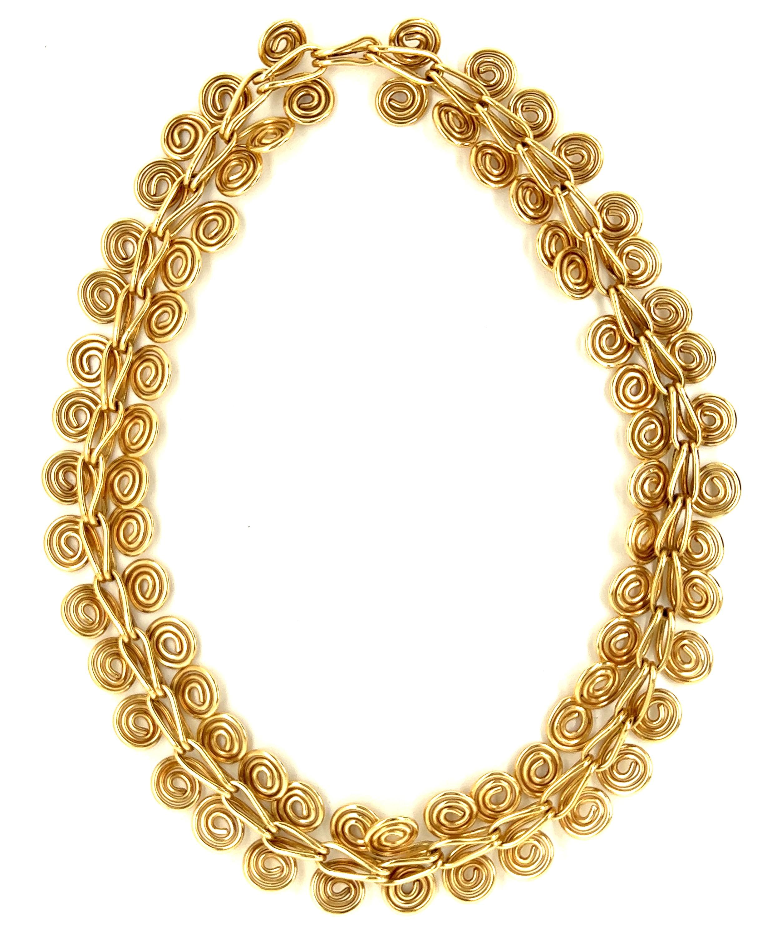 Swirl Design 14k Yellow Gold Collar Necklace  For Sale 2